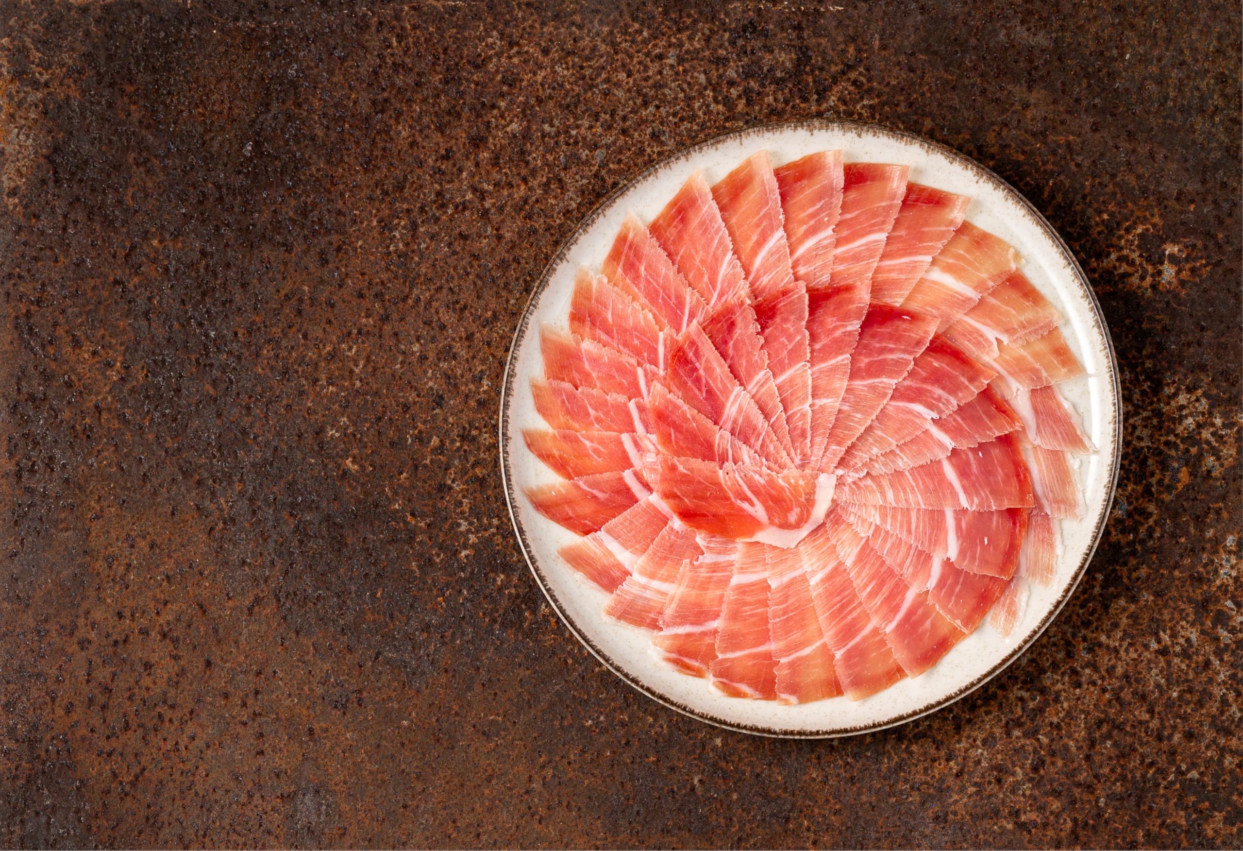 NICO JAMONES - JAMON SERRANO SIN ADITIVOS. Pieza de peso aproximado entre 6,5 y 7,5 kg con una curación de más de 12 meses