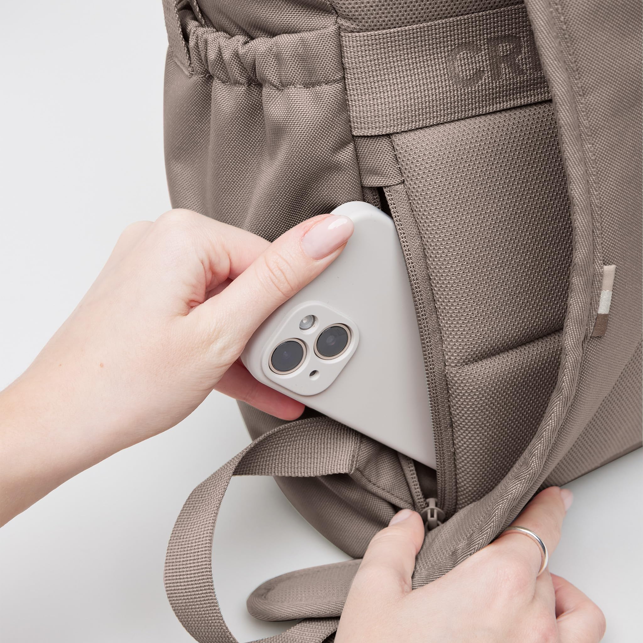 GOT BAG Rucksack Flap Pack | Daypack mit 16" Laptopfach | Laptoprucksack wasserabweisend für Arbeit, Reise