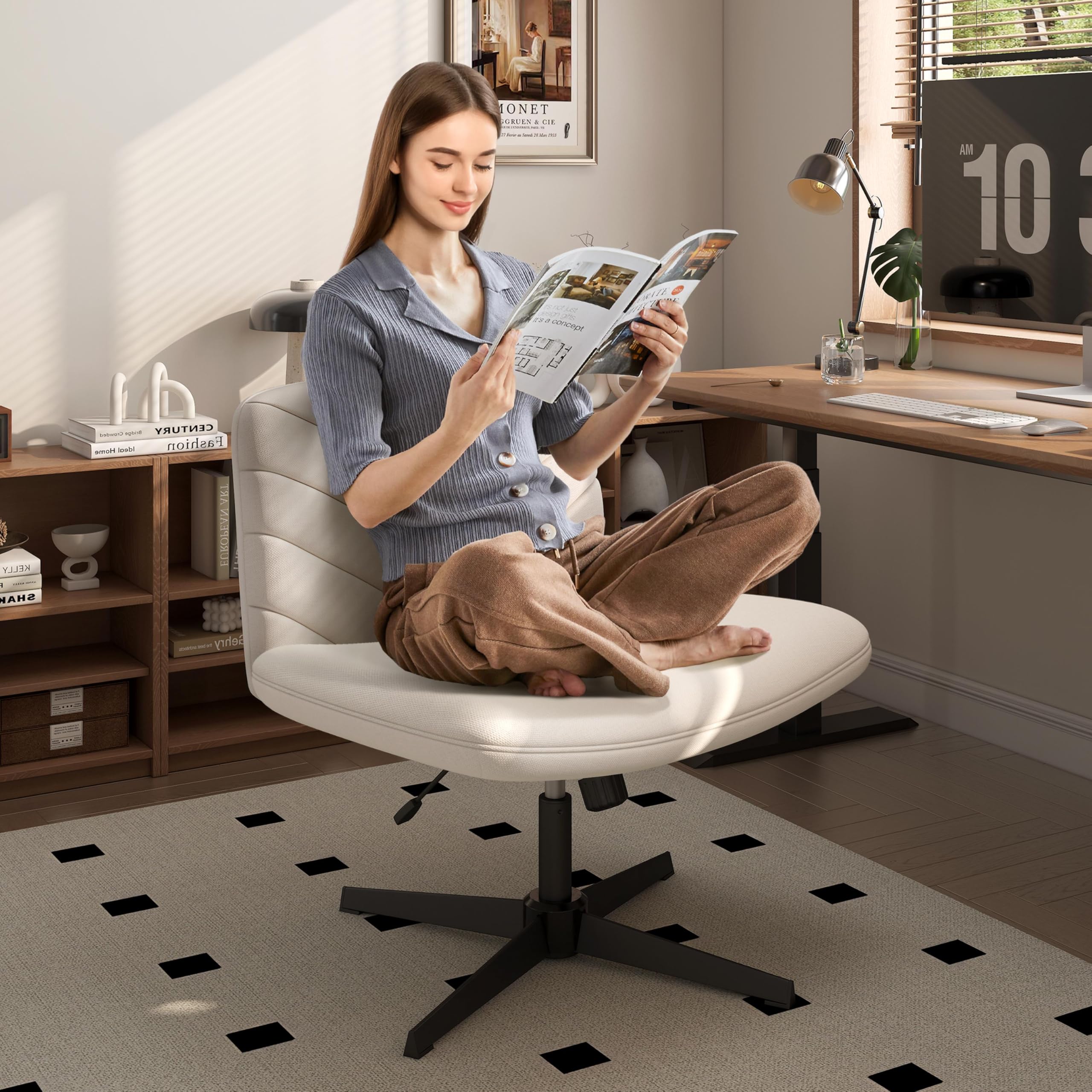 Yaheetech Homeoffice Stuhl aus Stoff in Leinenoptik, Ergonomischer Bürostuhl, Schreibtischstuhl mit breiter Sitzfläche, Höhenverstellbarer Drehstuhl ohne Rollen als Schneidersitz-Stuhl Beige