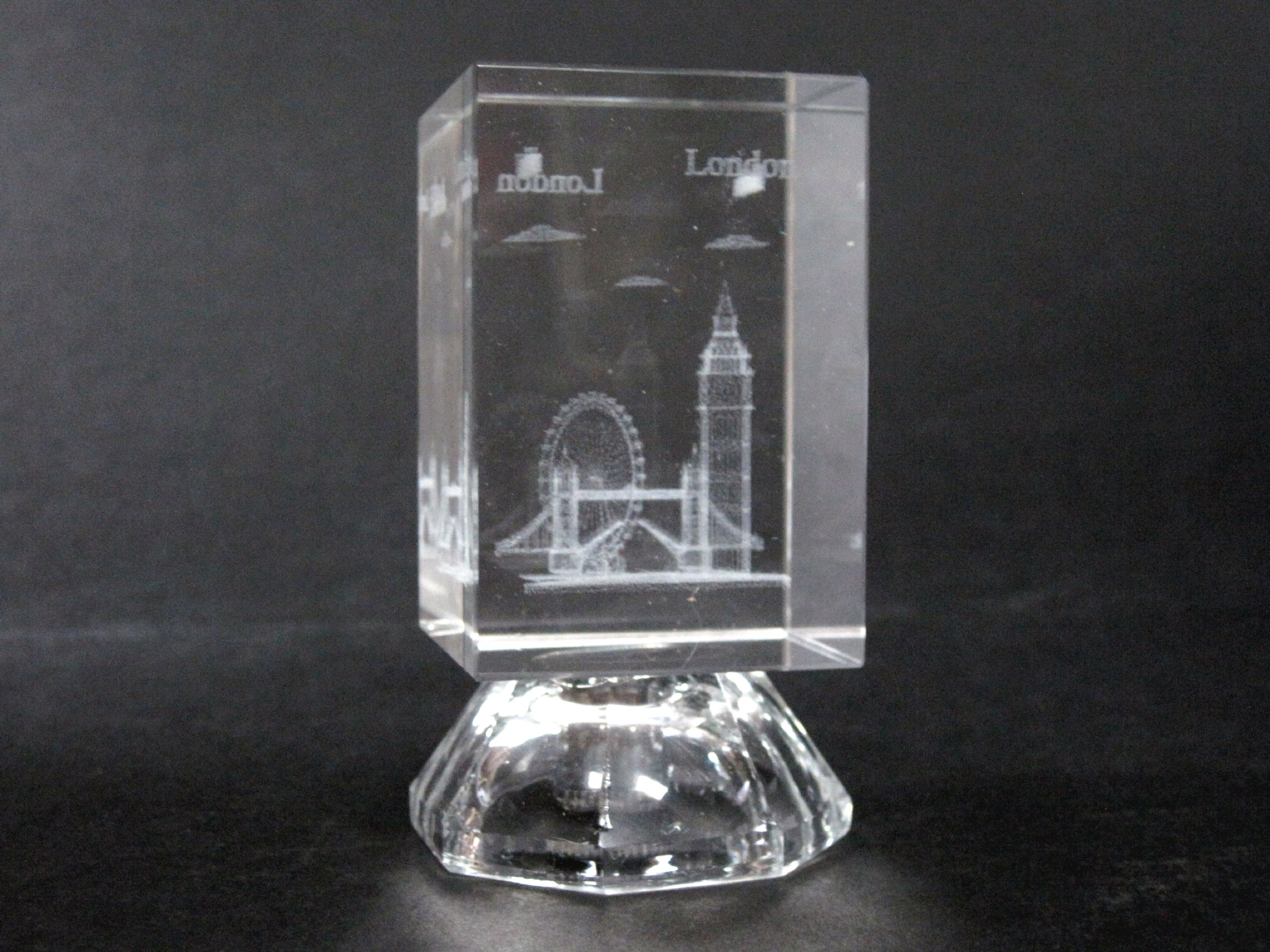 6 Breloques En Verre Souvenirs De Londres - France