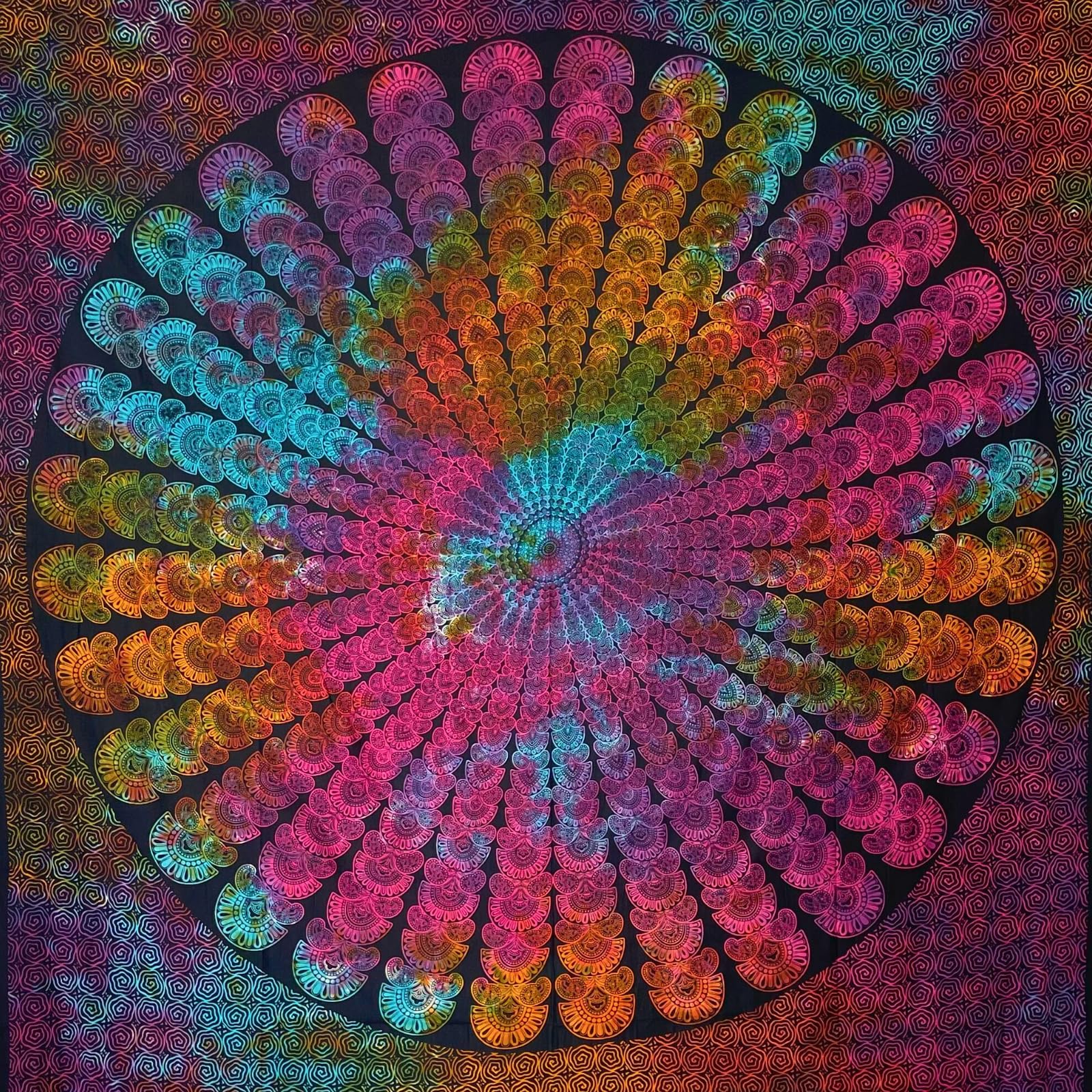 MOMOMUS Tapiz Mandala para la Pared - Tie-Dye, 100% Algodón, Patrones Únicos - Tela Mandala, Tapiz de Pared para la Decoración - Multicolor, 210x230cm
