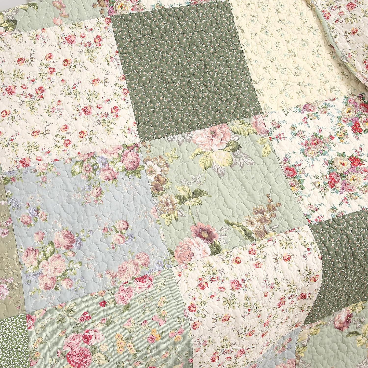vctops 100% Cotton Quilted Throw Blanket 50x60 Inch Floral Patchwork Reversible All Season Throw (Green B,50"x60")