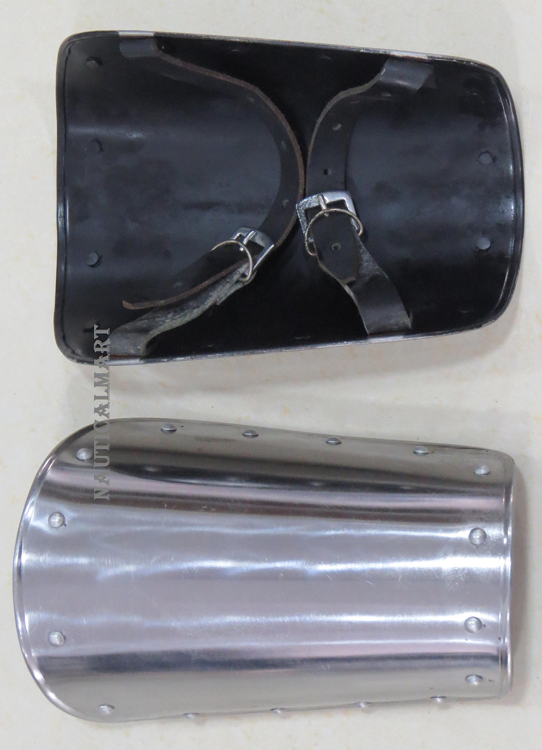 NauticalMart Medieval Steel Plate Armor Hand Guard - One Size