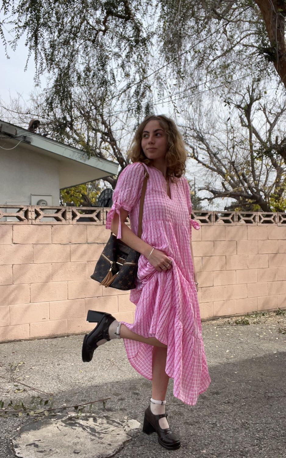 ECOWISH Women Summer Casual Dress - V Neck Short Sleeve Gingham Midi Pleated Tiered Loose Fit Holiday Picnic Dresses