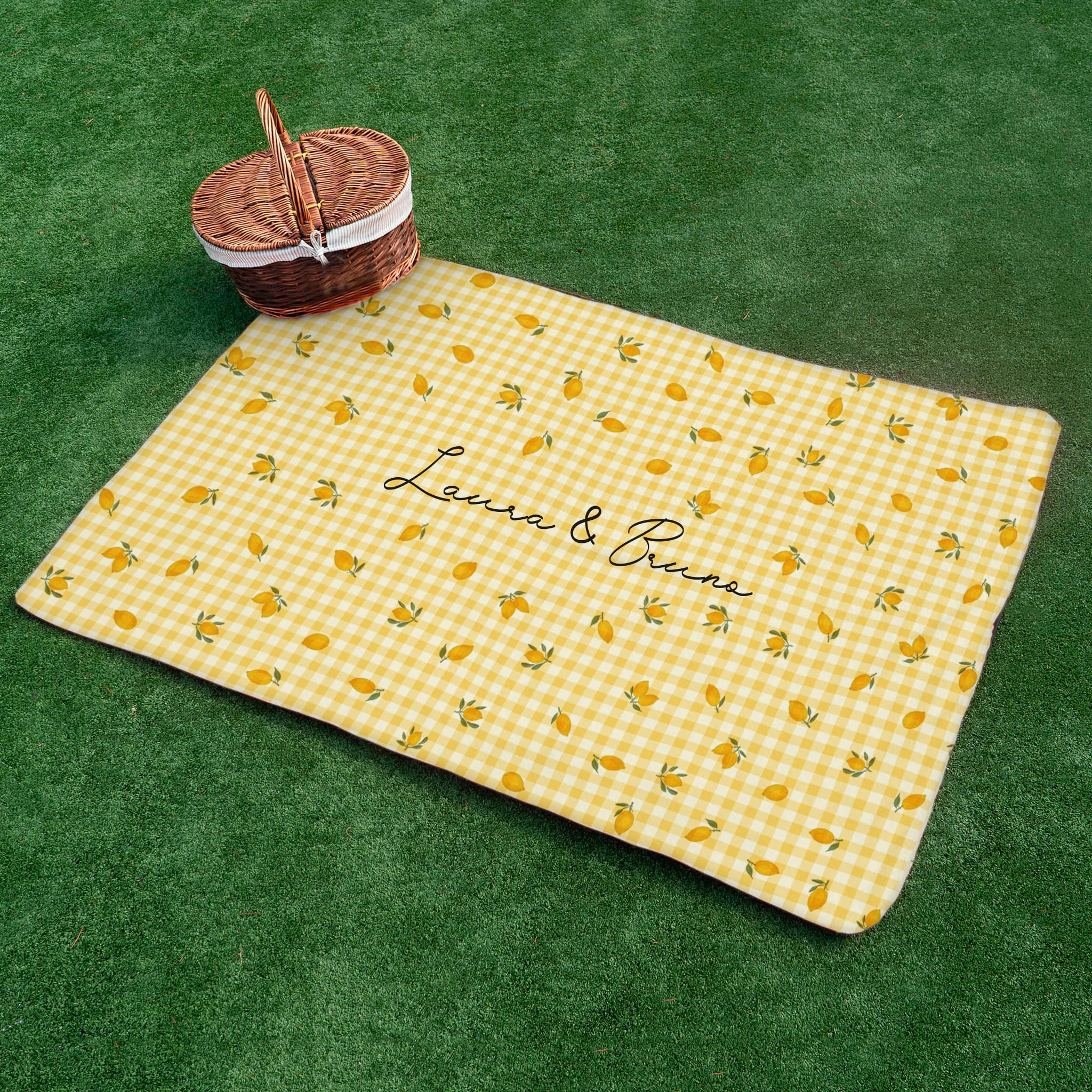 Wanapix | Picknickdecke 240x145 cm | Personalisiert mit deinen Fotos oder Texten | Wasserdicht | Inklusive Tragegurt mit Griff | Große Decke für Garten, Strand oder Park | 100% personalisiert