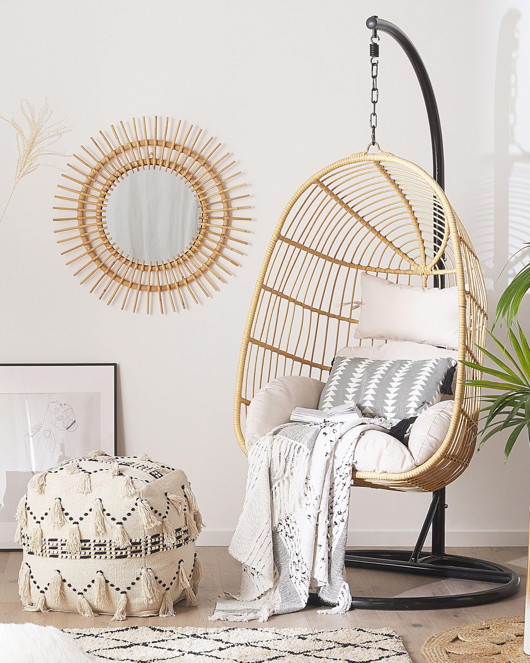 Boho fotel wiszący jajo z metalowym stelażem rattanowy beżowy Casoli