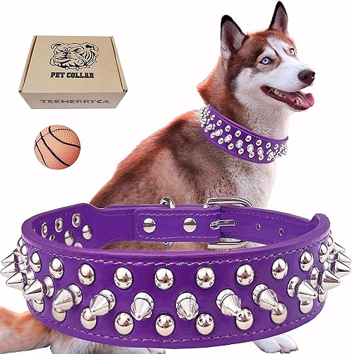 TEEMERRYCA - Collares ajustables de piel sintética con tachuelas para perros, con pelota chillona de regalo, para mascotas pequeñas, medianas y