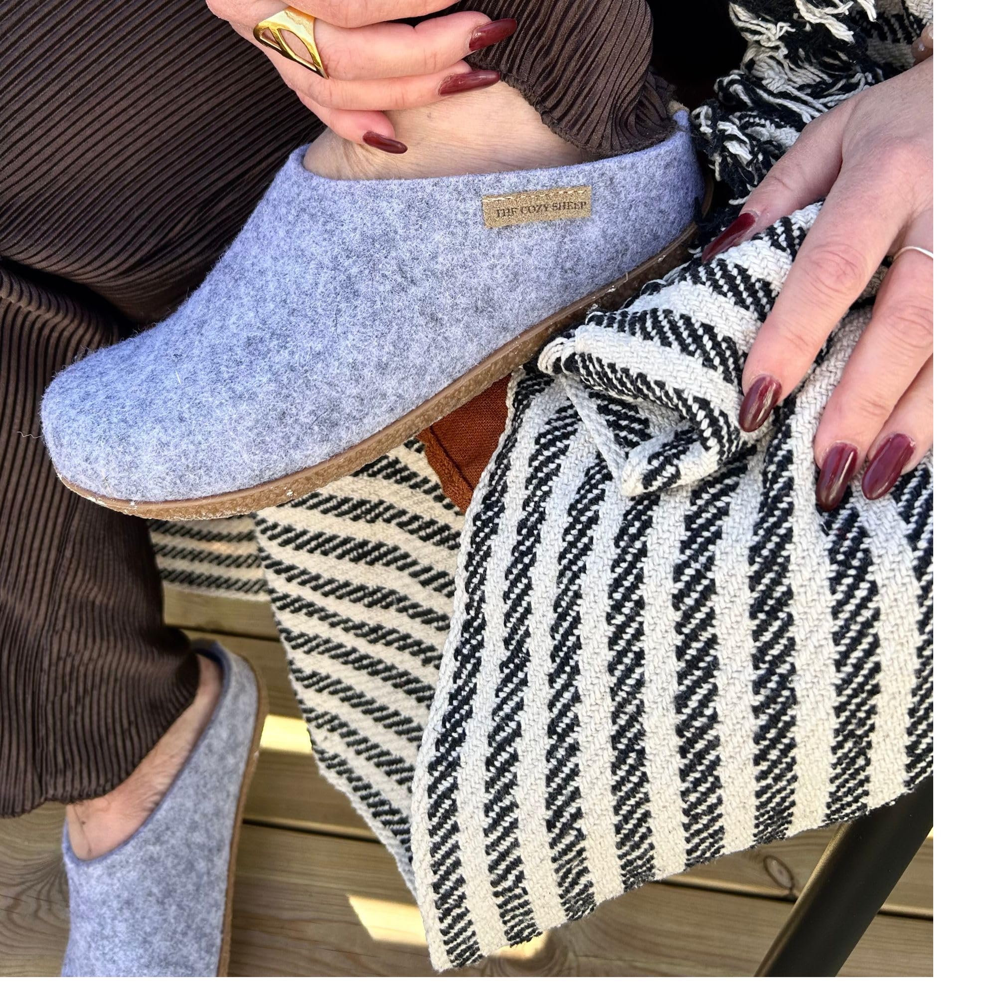Filzpantoffeln mit Gummisohle | Praktische Herren & Damen Hausschuhe Sommer und Winter | Bequeme Hüttenschuhe Damen und Herren | Filz Hausschlappen Geschlossen
