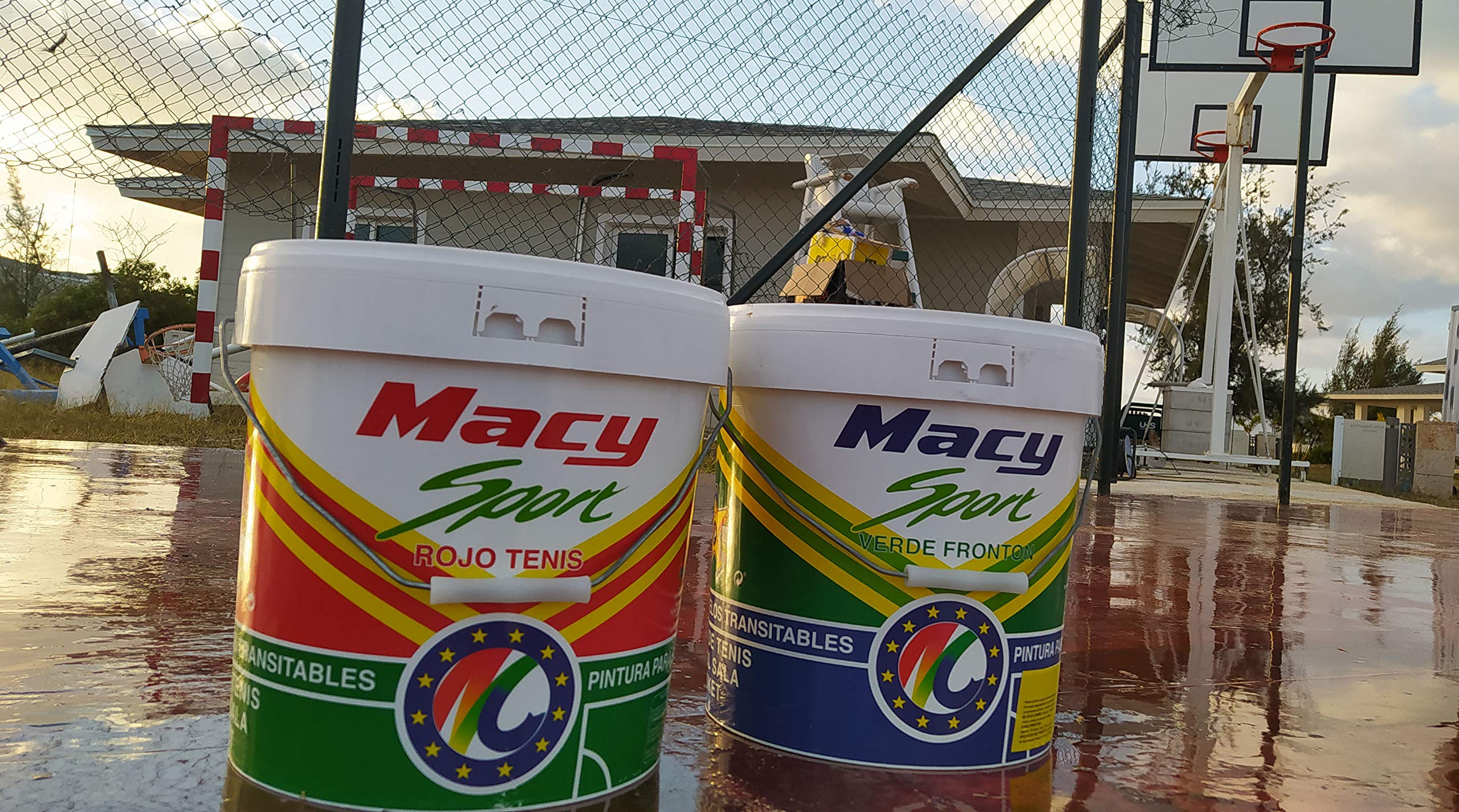 Macy Pintura Deportiva Sport para Exterior Liso con Aditivos Antideslizantes. 4 Litros. Color Verde Frontón