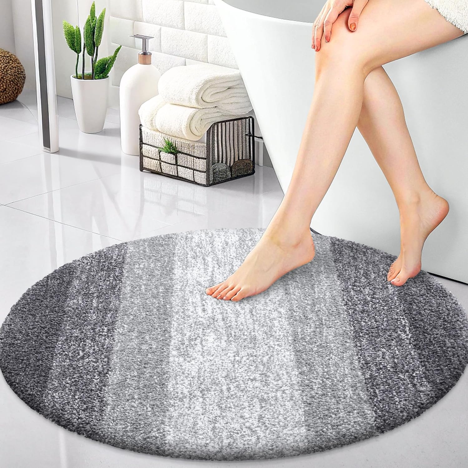 OLANLY 30-inch Round Bathroom Rugs Extra Soft and Absorbent Microfiber Bath Rugs Quick Dry Machine Washable Bath Mats