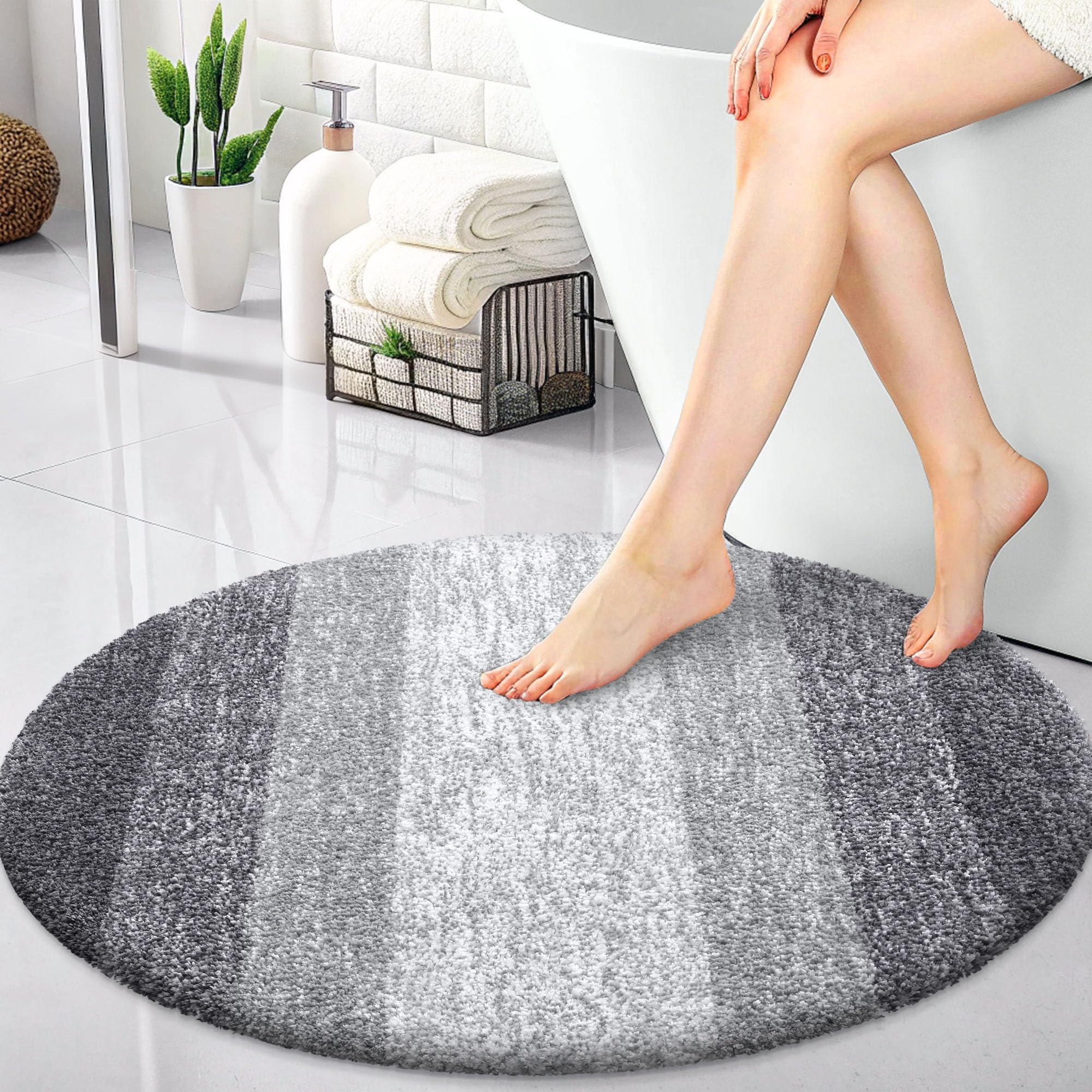 OLANLY 30-inch Round Bathroom Rugs Extra Soft and Absorbent Microfiber Bath Rugs Quick Dry Machine Washable Bath Mats