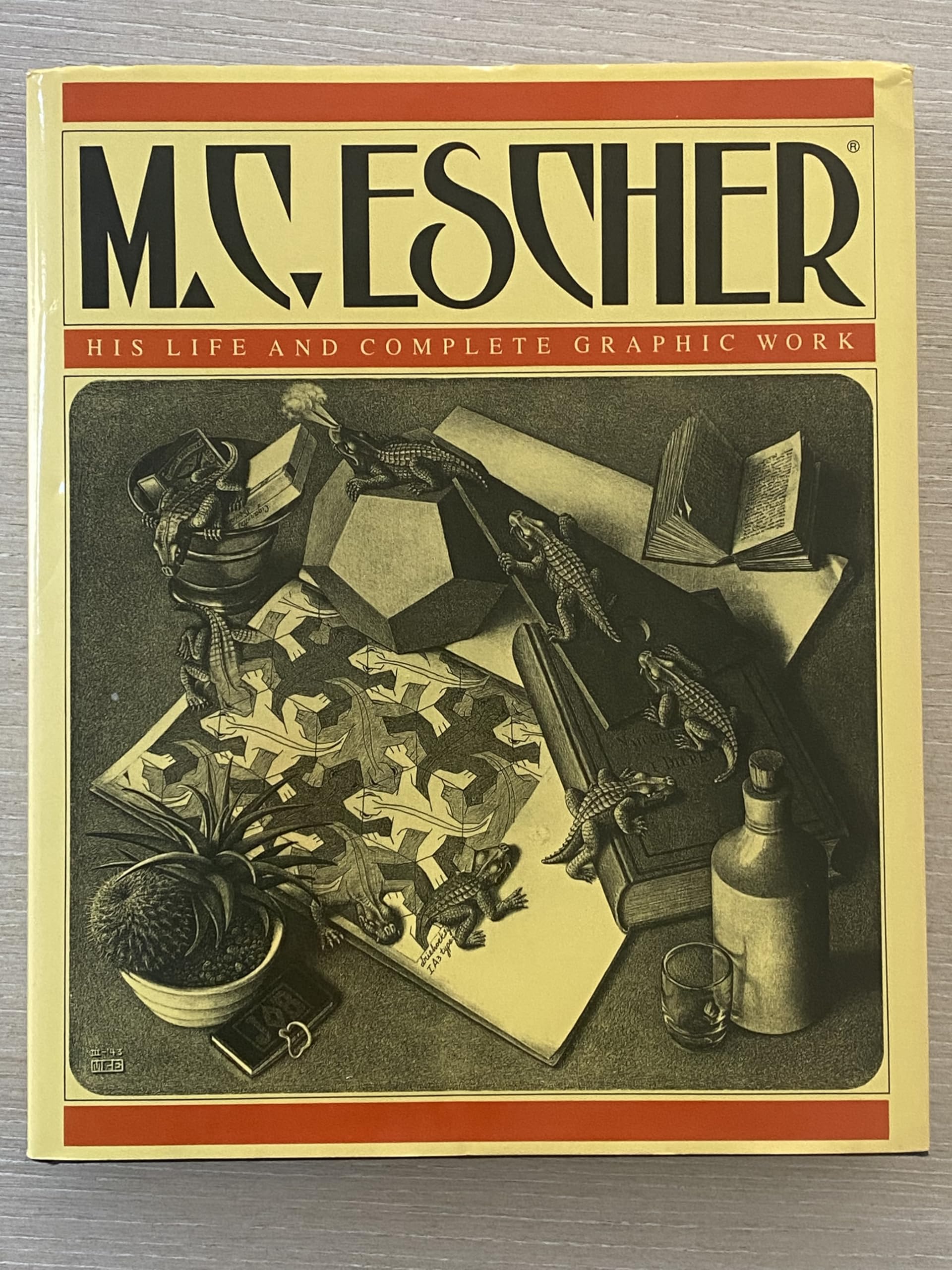 Amazon.co.jp: M．C．エッシャ−: 本、バイオグラフィー、最新アップデート