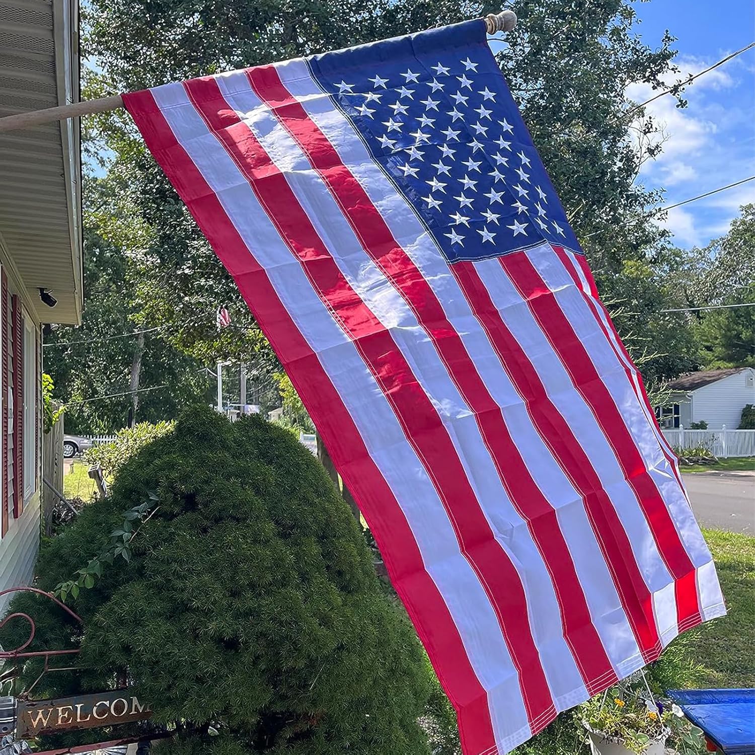 Bradford American Flag 4x6 ft Pole Sleeve for Outside, Heavy Duty Embroidered Outdoor American USA Flags, Vivid Color Polyester US Flag 4'x6'