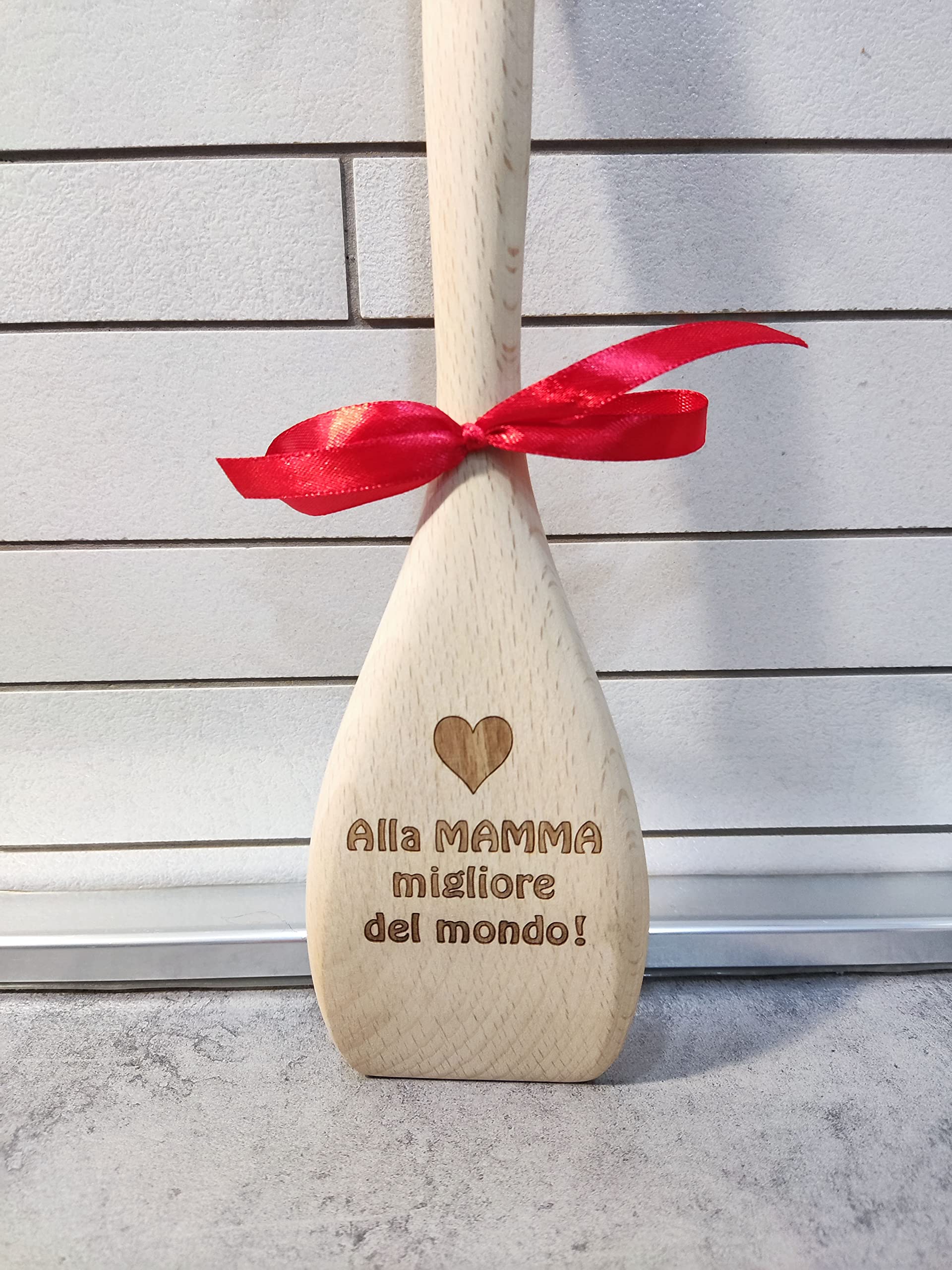 Regalo per MAMMA idee regalo per Festa della mamma per Natale o compleanno Cucchiaio di legno di faggio Mestolo cucina lungo 31cm Regali per la mamma con incisione laser indelebile