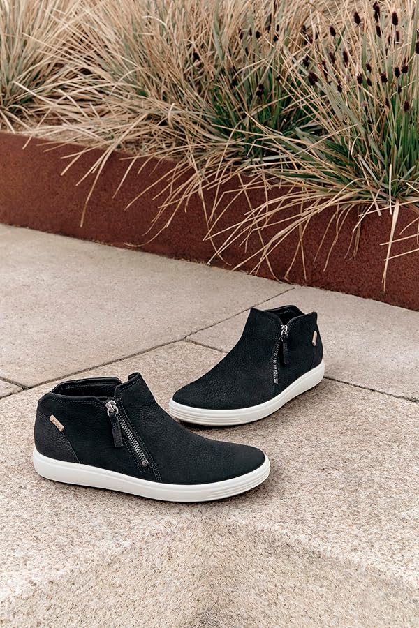 ブーツ OKO Amazon.com | ECCO Soft 7 Side Zip Bootie, Black Nubuck, 4-4.5