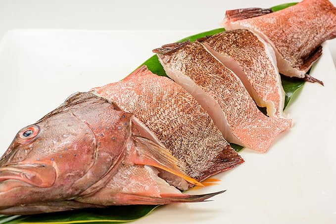 Amazon 沖縄 天然 冷蔵便 アカジンミーバイ 赤仁ガルーパ スジアラ 那覇泊港仲買直送 魚体まるごとぶつ切り 鍋用 旨い沖縄 鮮魚 通販