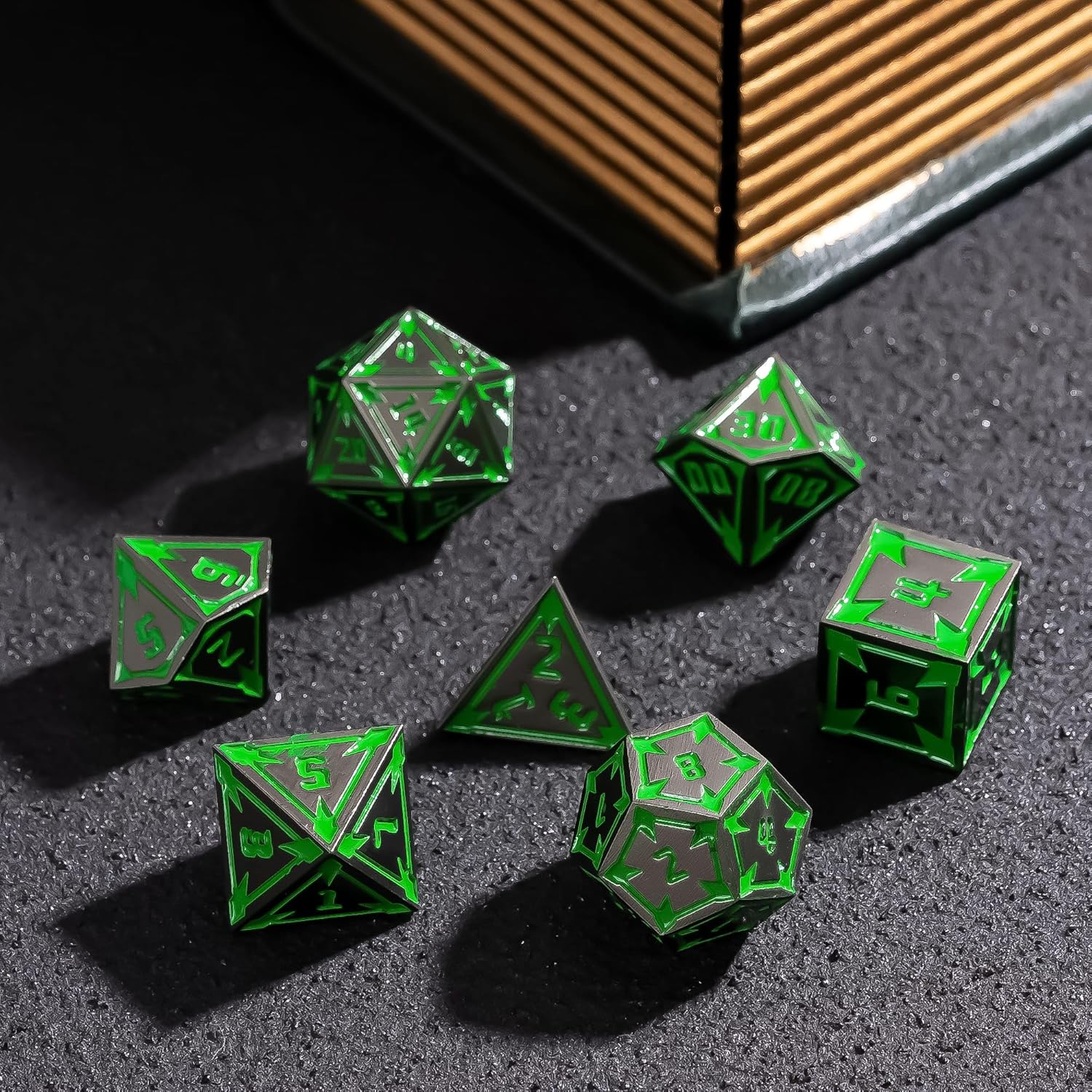 UDIXI Metal DND Dice Set, 7PCS Metal Polyhedral Dice Set D&D Lozenge Pattern, with Gorgeous Gift Case, for Role Playing Game (Black)