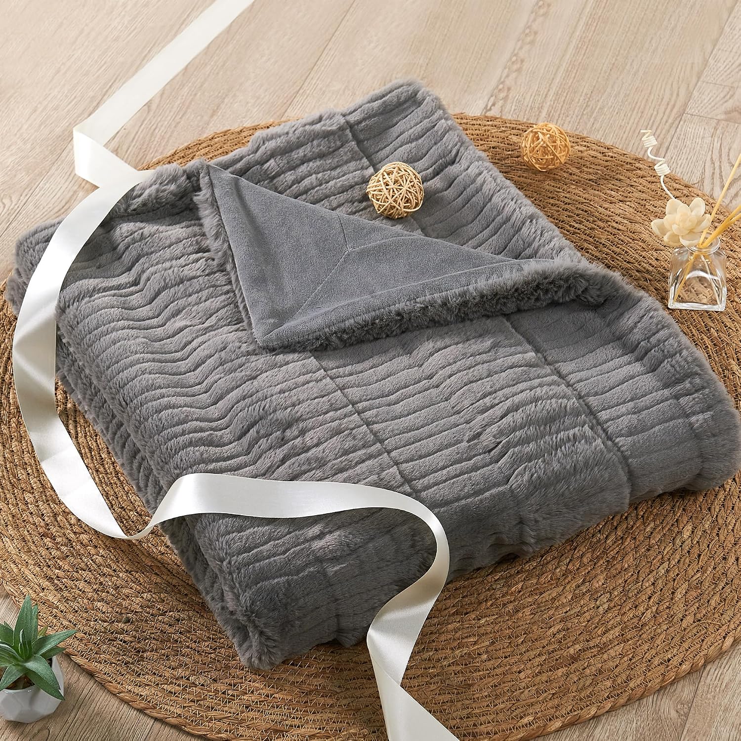 HESTIN Striped Raised Texture Faux Fur Throw Blanket, Warm Comfy Decorative Throw Plush Fluffy Blanket for Couch Bedroom Living Room, 50''x60'', Gray