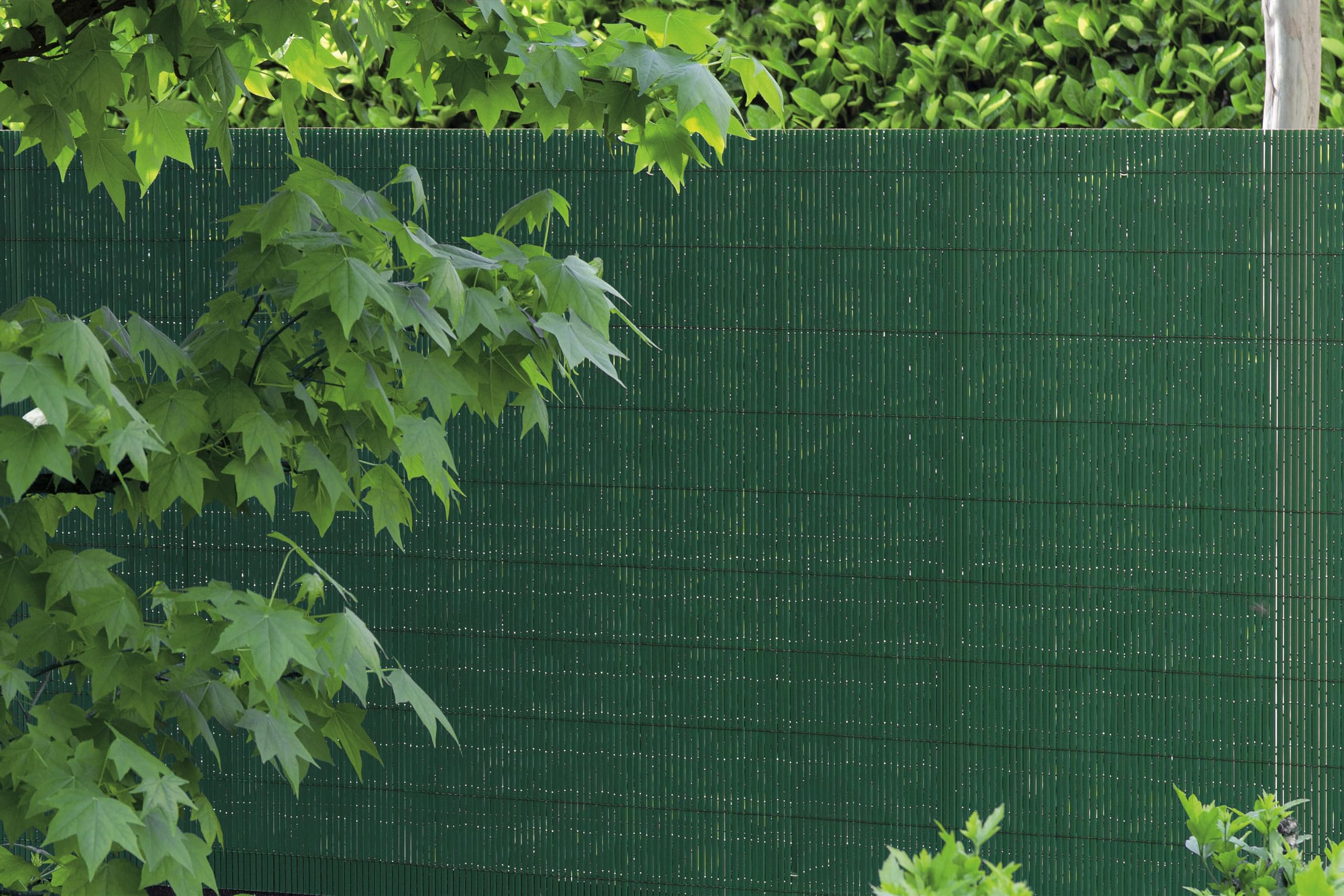 Canniccio sintetico effetto bambù verde schermante UV per recinzione balcone e giardino Rotolo 5 m, varie altezze – FENCESHOP - H. 100 cm