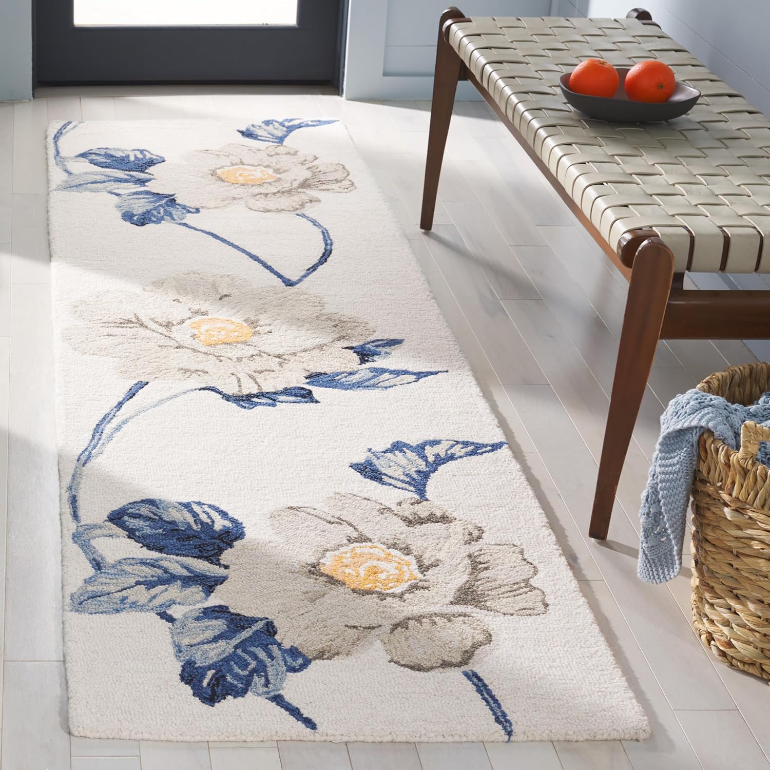 SAFAVIEH Jardin Collection Accent Rug - 3' x 5', Blue & Ivory, Floral Design, Handmade Wool, Ideal for The Living Room, Dining Room, Bedroom (JAR739M-3)