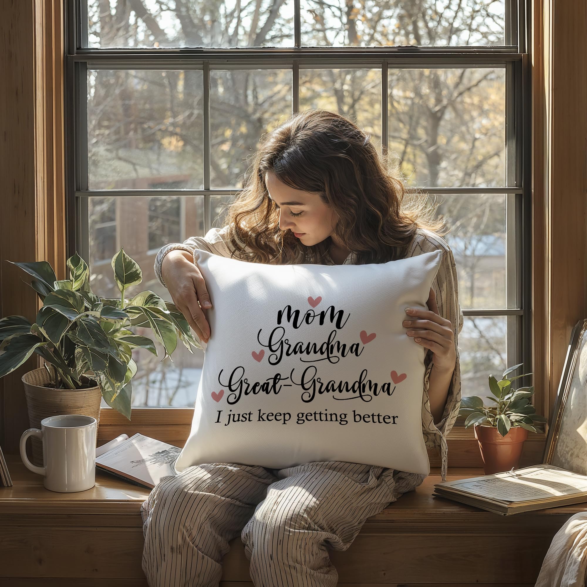 new mom Gifts,mom Grandma Great Grandma Throw Pillow Covers case 18x18,Pregnancy Announcement Gifts