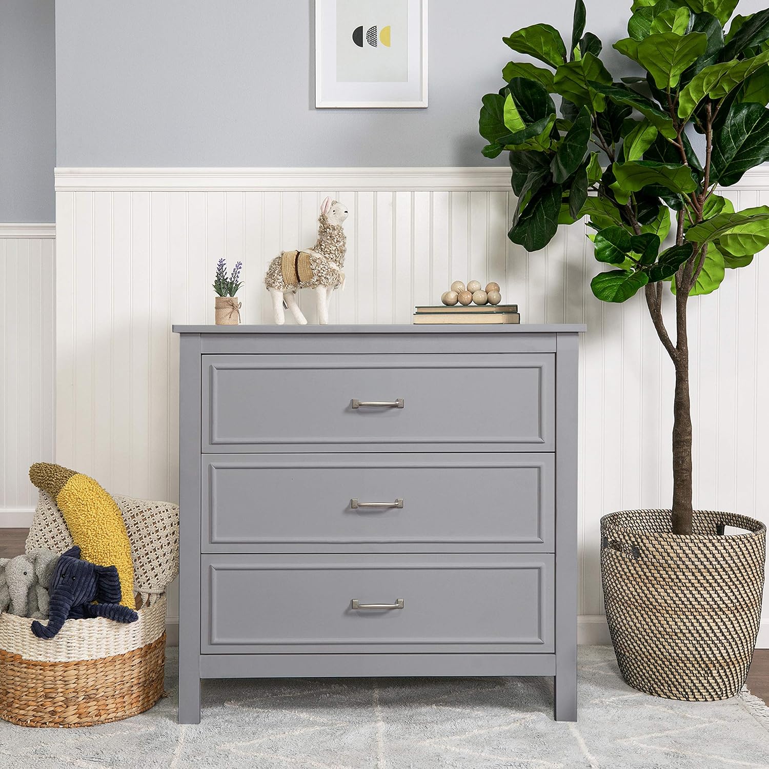 Davinci Charlie 3 Drawer Dresser - GREENGUARD Gold Certified Small Dresser with Drawers Chest for Nursery - Bedside Nightstand - Wooden Cabinet for Bedroom, Living Room, Closet - Easy Assembly, Grey