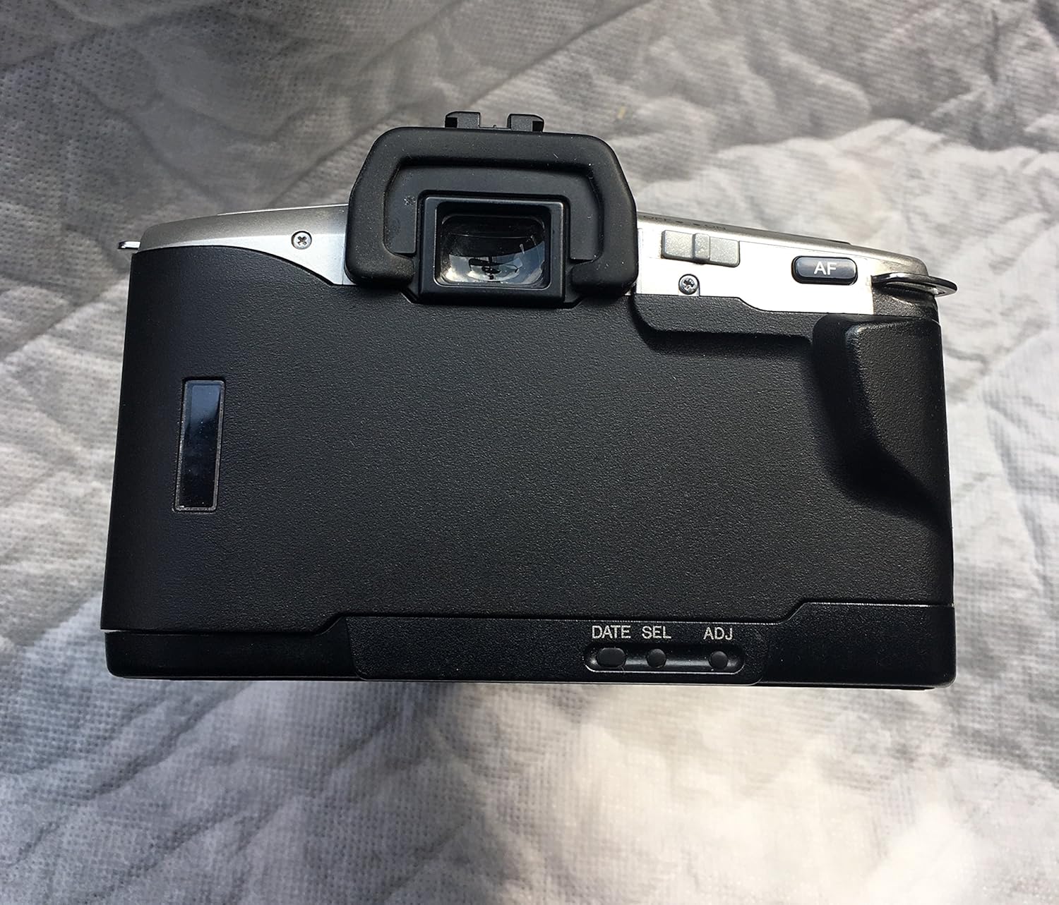 Minolta Maxxum 3 Date SLR Camera with 35-80 II Lens Zoom Kit