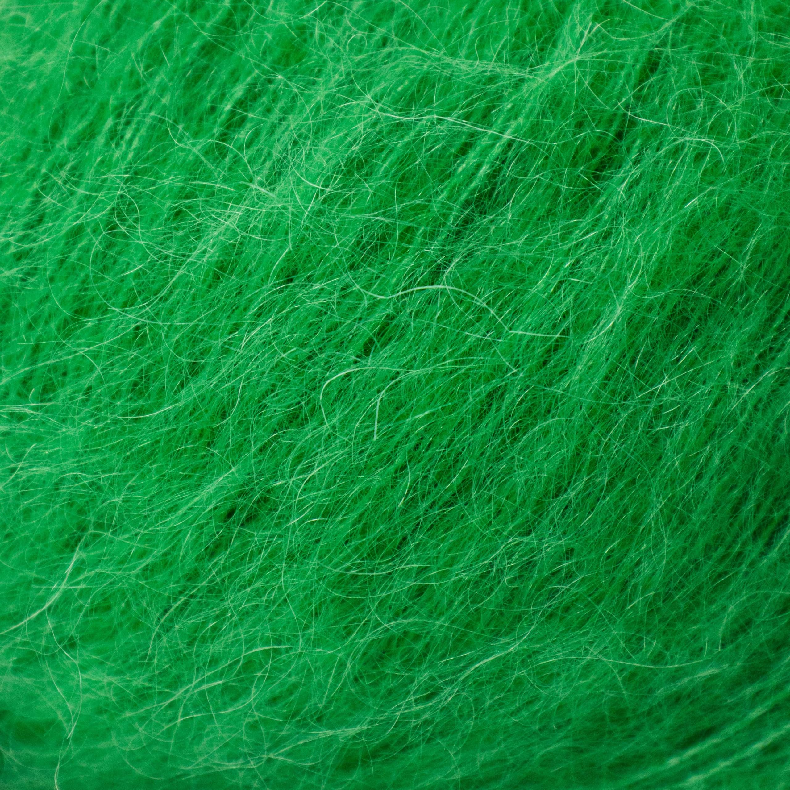 Set of 2 Soft Kid Mohair & Silk Yarn for Knitting & Crochet, 75% Mohair 25% Silk, 25g 210m - Image 2