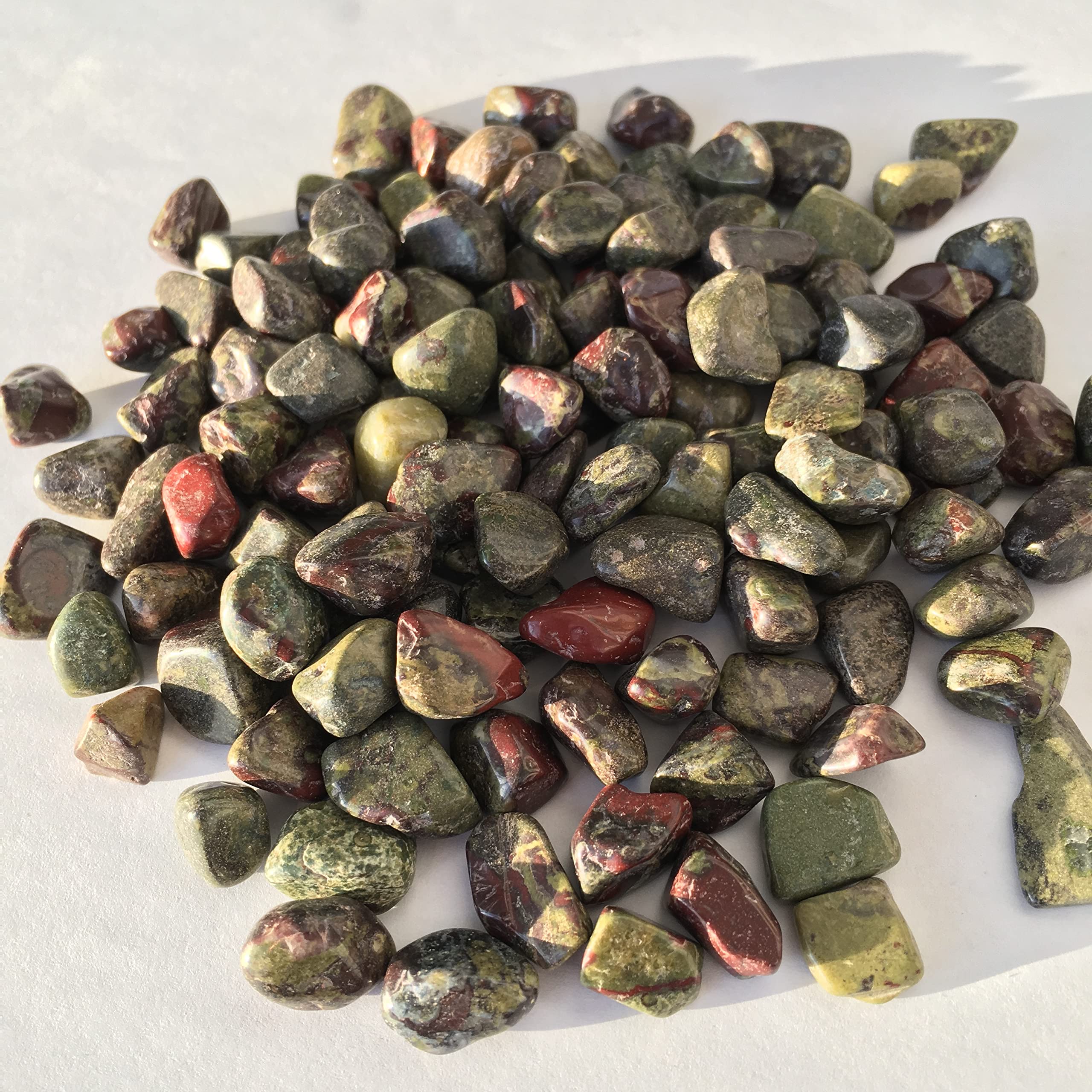 Cristal Natural en Bruto Piedra de Sangre de dragón Natural Grava Piedra de Cristal Grava Acuario jardín Piedra decoración NaturalReiki Decoración (Size : 500g)