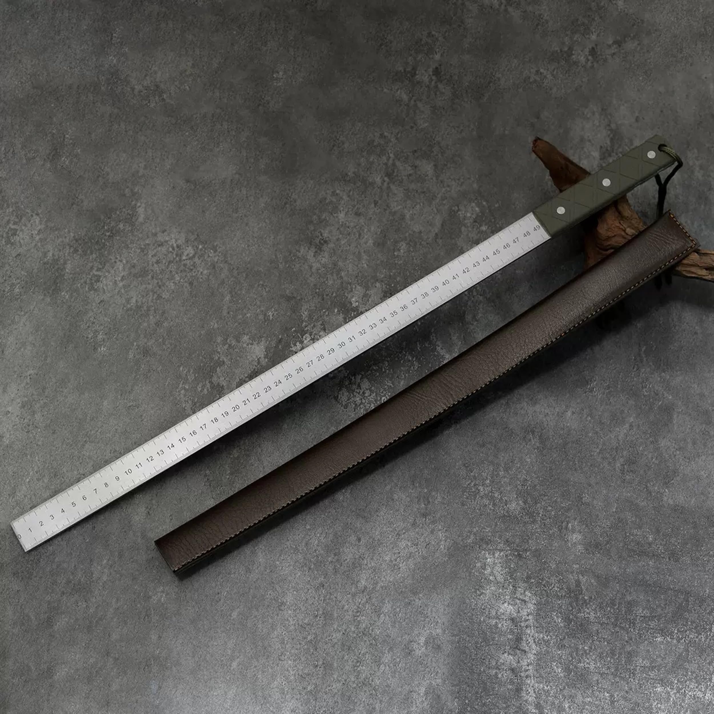 Righello in acciaio di precisione, lunghezza 63 cm, spessore 5 mm, verde militare con custodia in pelle, 722 g