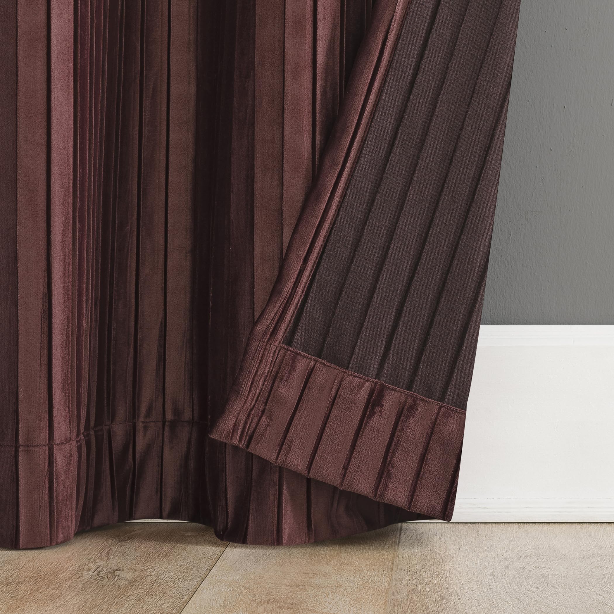 Sun Zero Scarlett - Coppia di tende oscuranti in velluto plissettato con occhielli, riduzione del rumore, 101,6 x 213,4 cm, colore: rosso vino