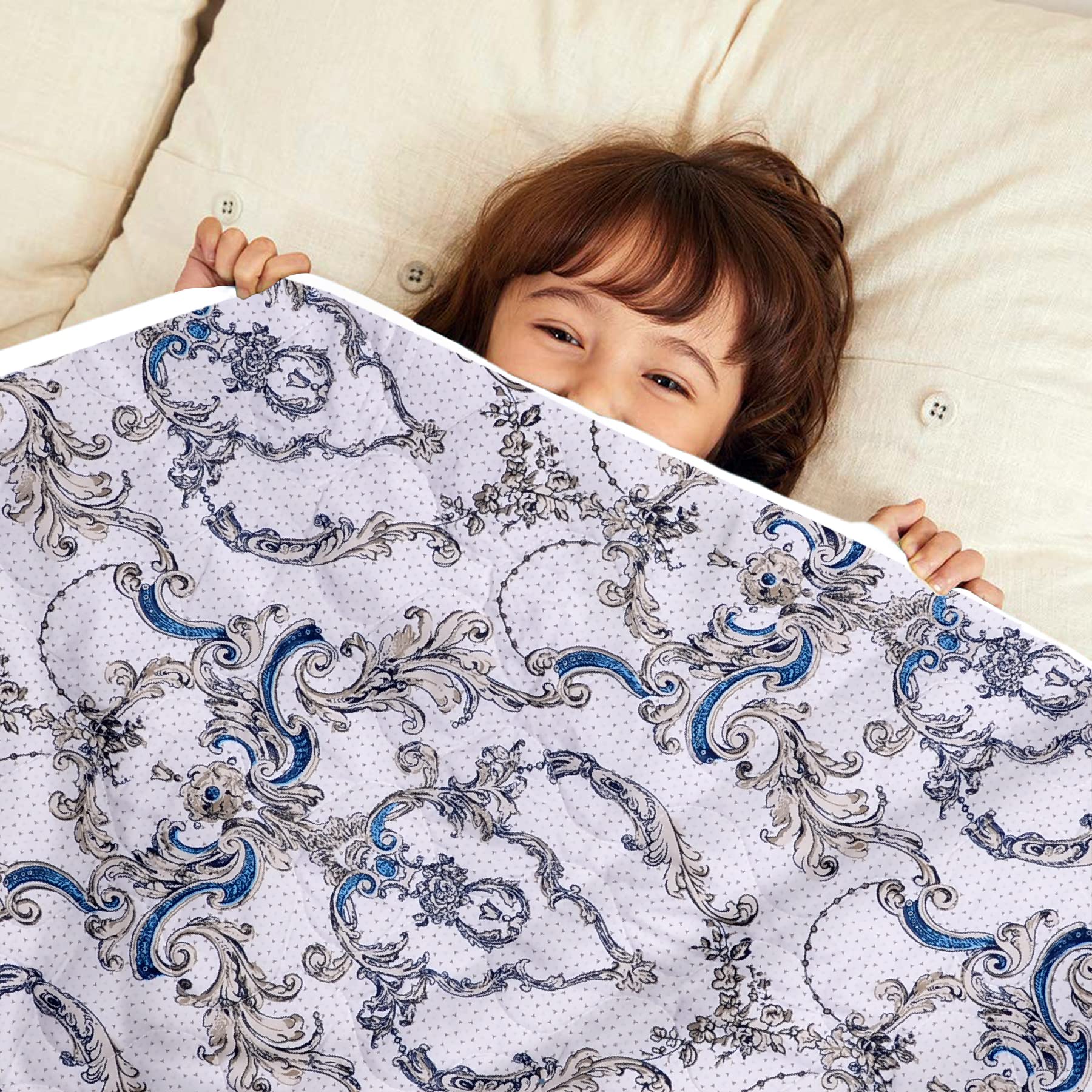 Divine Casa 120 GSM Microfiber Reversible Kids Single Bed Comforter | Ultra-Soft Toddler Blanket | Lightweight & Cozy | All-Season Bedding for Babies & Kids | 135 x 100 cm, Royal Paisley