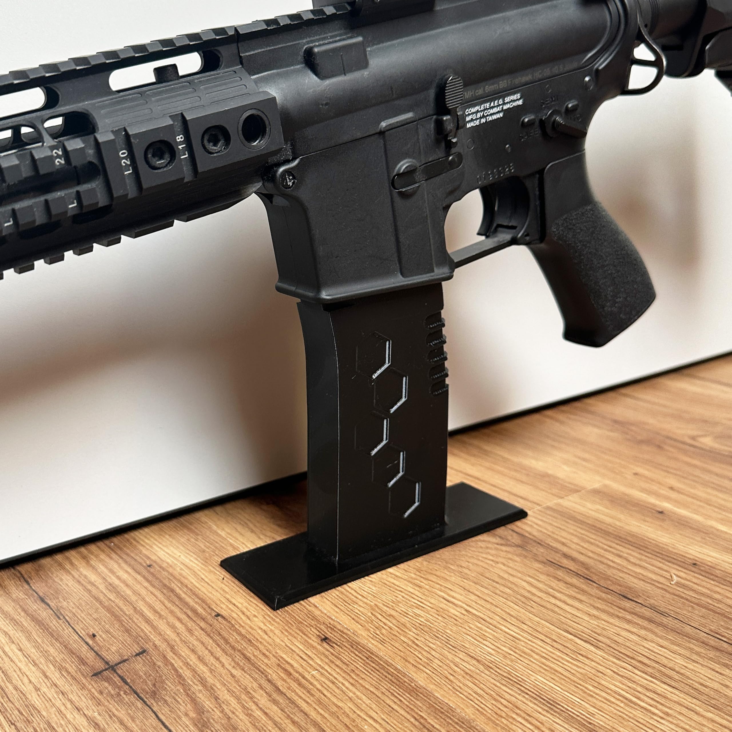 Generisch Ständer für Airsoft Modelle M4 M16 AR15 kompatibel Halter Softair Tischständer