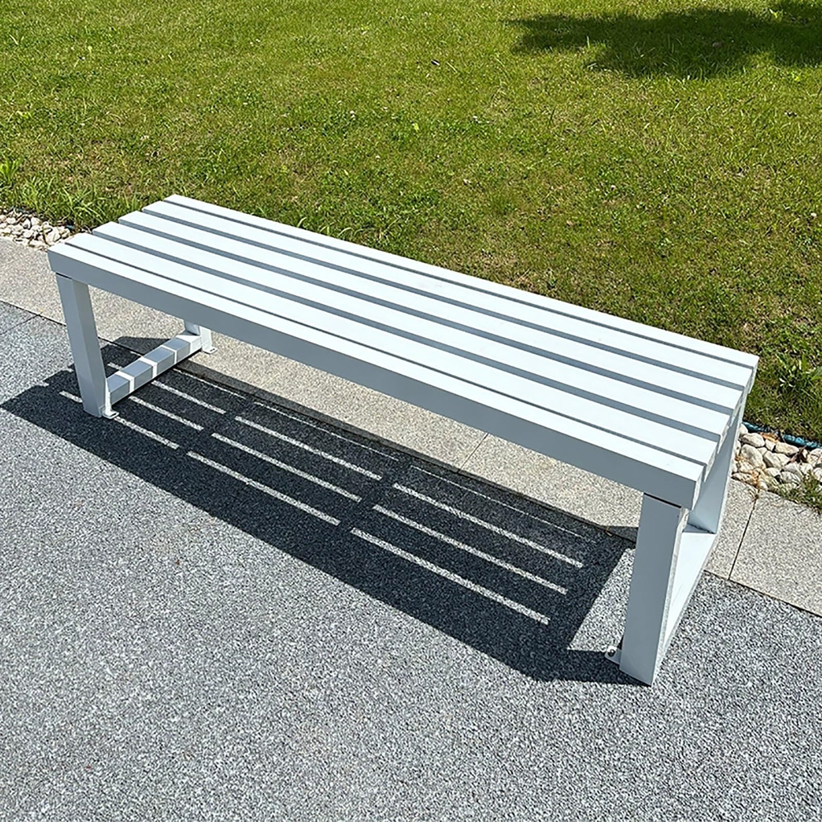 Banco de Parque para Exteriores, Resistente a la Intemperie, Banco metálico sin Respaldo para jardín, Banco para 2-3 Personas con Asiento de Listones, para Patio Trasero/césped/Camino/terraz