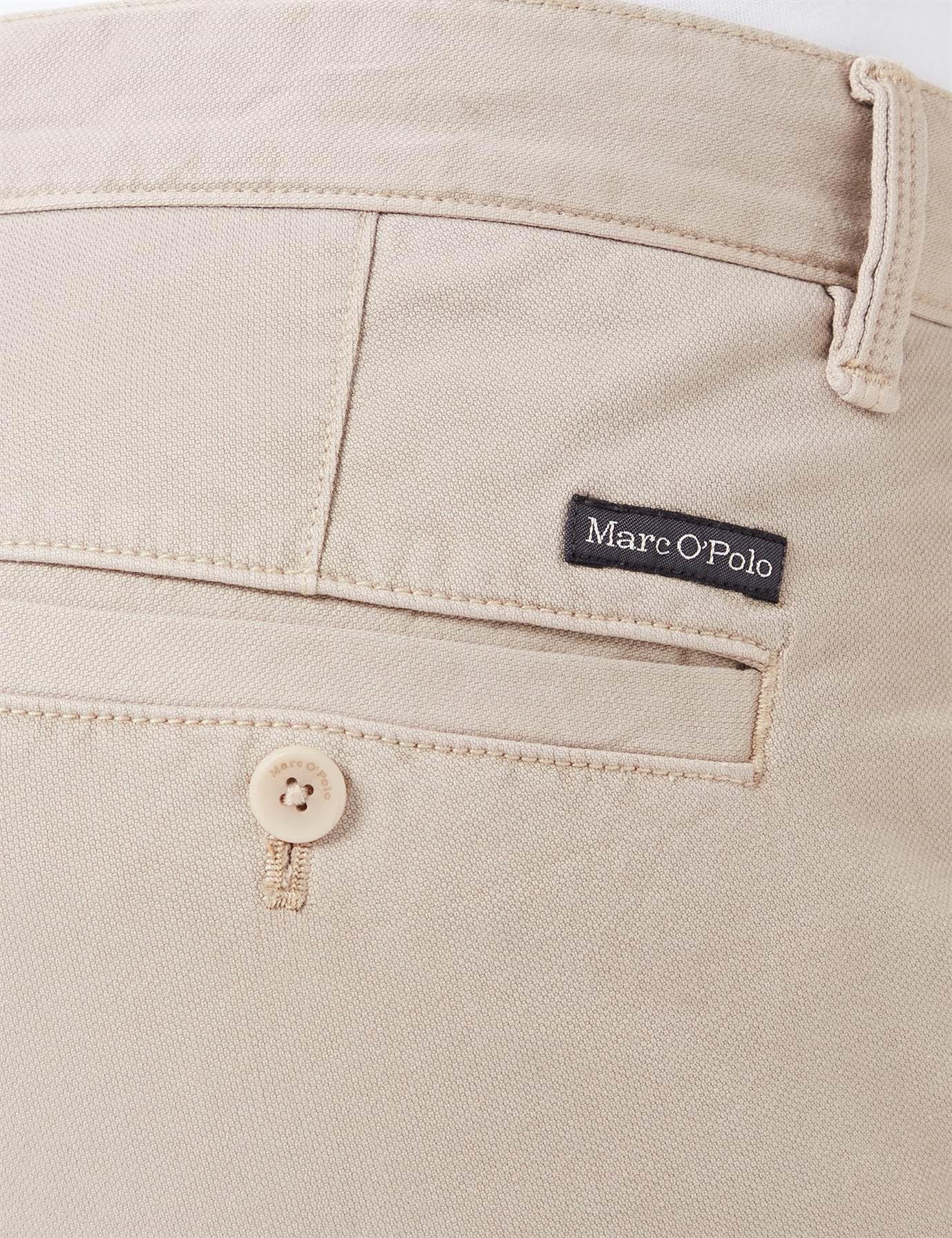 Marc O'Polo Herren Chinohose mit Stretch-Anteil Shaped Fit