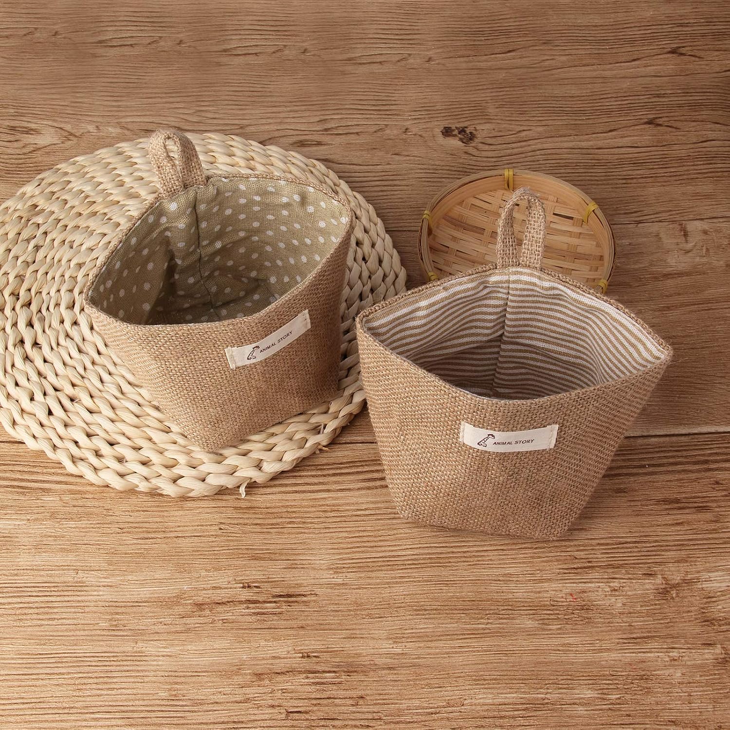 JIAKAI 4pcs Mini Hanging Storage Bag，Cotton Linen Small Storage Basket Decor Bin Bag with Handle, for Wall Door Closet