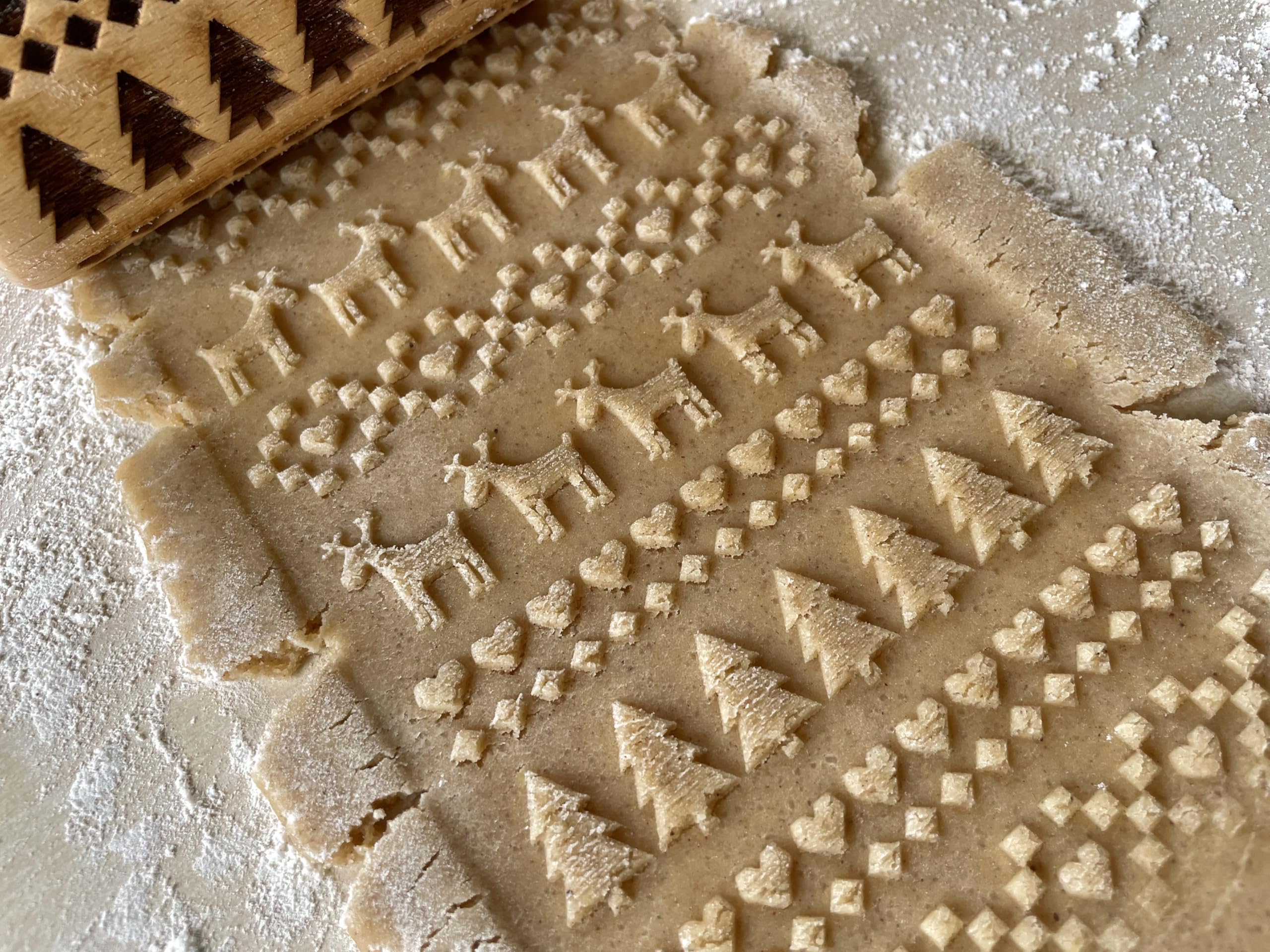 NATALE Mattarello Decorativo per Biscotti - Set di 3 Mattarelli Piccoli | Mattarello Inciso | Rullo per Biscotti e per Modellare per fai da te | Mattarello Legno Goffrato di Algis Crafts