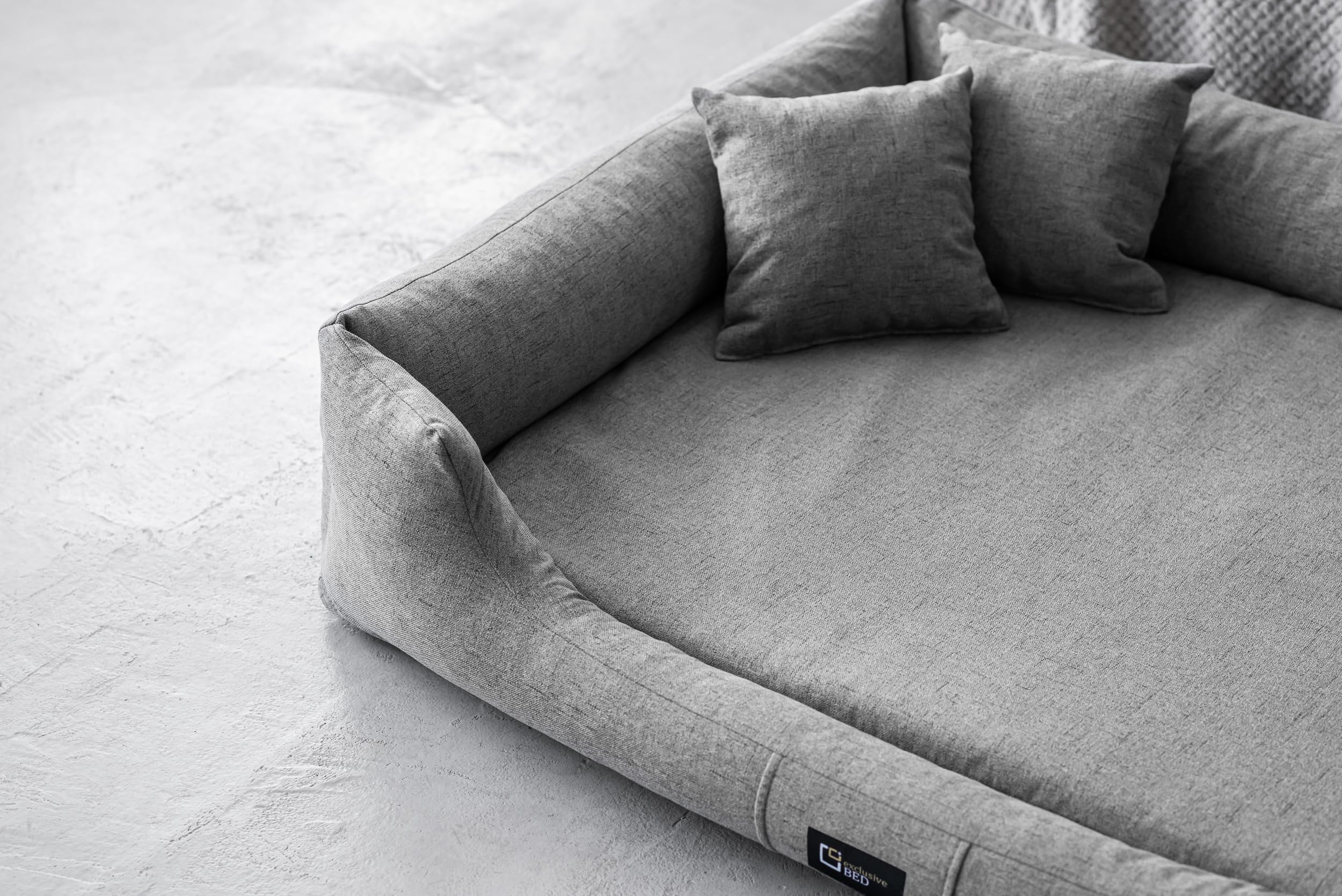 Lit orthopédique pour Chien Bruno pour Grands, Moyens et Petits Chiens - Coussin pour Chien, Matelas pour Chien Mousse à mémoire de Forme Confortable Durable (L, Gris)