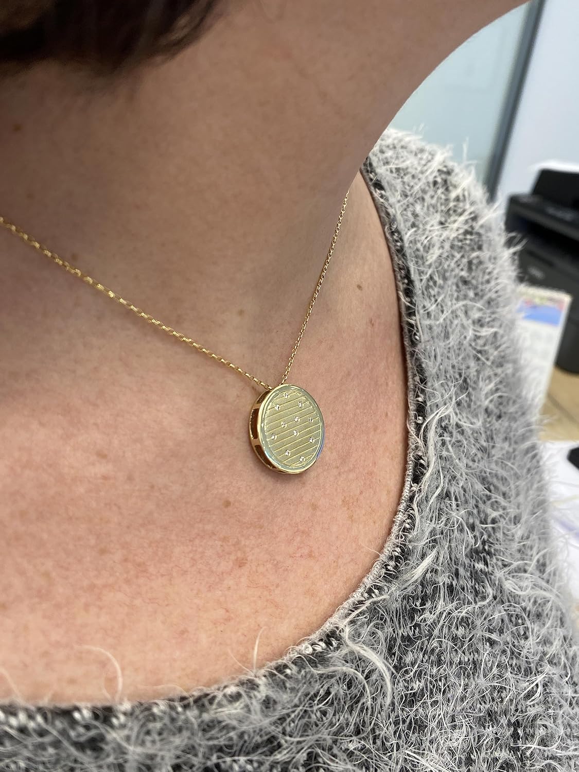 14K Yellow Gold Matte Finish Circle Pendant Necklaces With 0.11 TCW Natural diamond, Flush Setting in Cable Chain, Lobster Claw Clasp (G-H Color, SI2-I1 Clarity, Very-good-cut, Round-brilliant-shape)