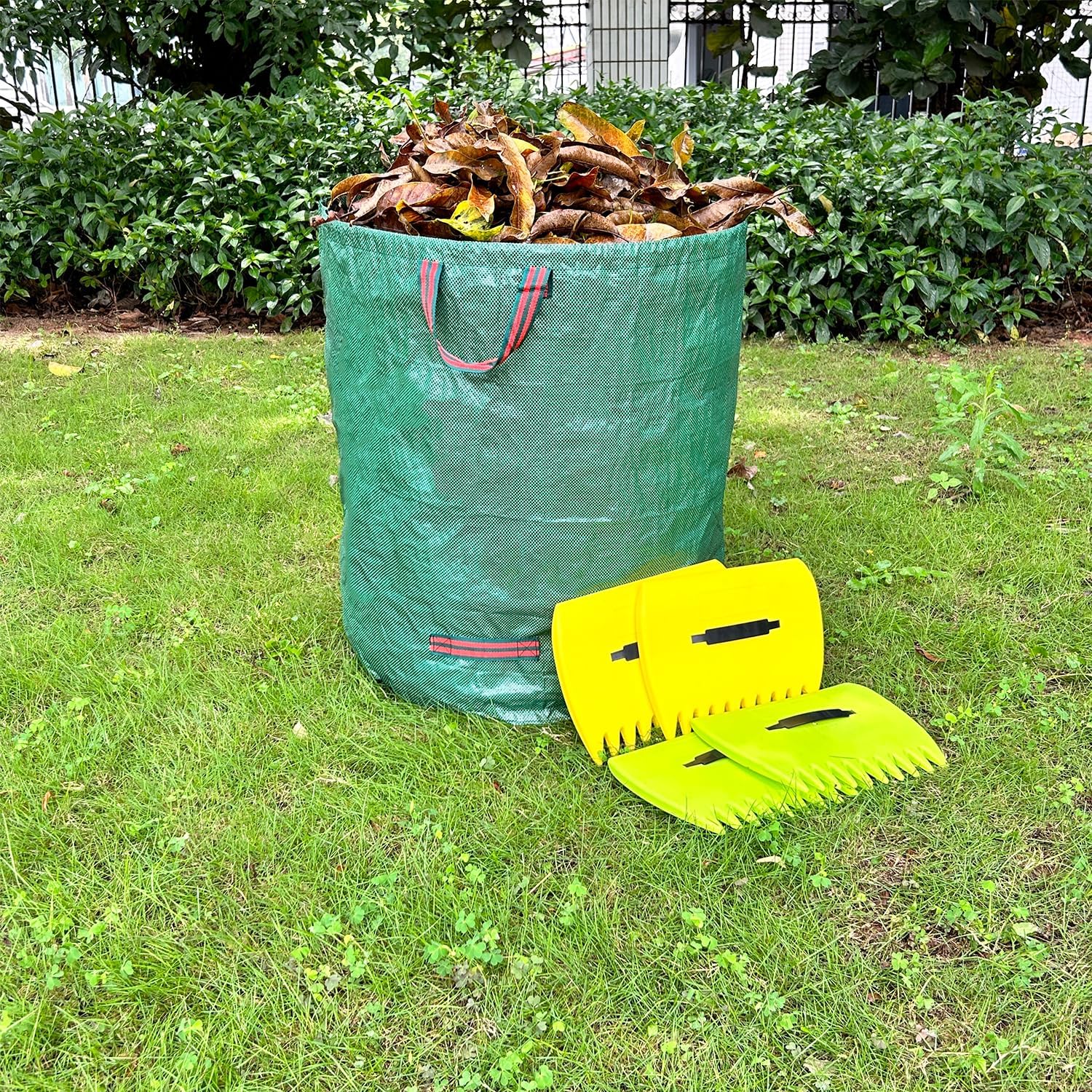 Leaf Scoops Hand Rakes, Leaf Scoops and Claws with Garden Bag and Gloves, Lightweight Plastic Leaf Scoop, Large Leaf Grabbers for Picking Up Leaves, Clippings, Grass(Scoops + Garden Bag)