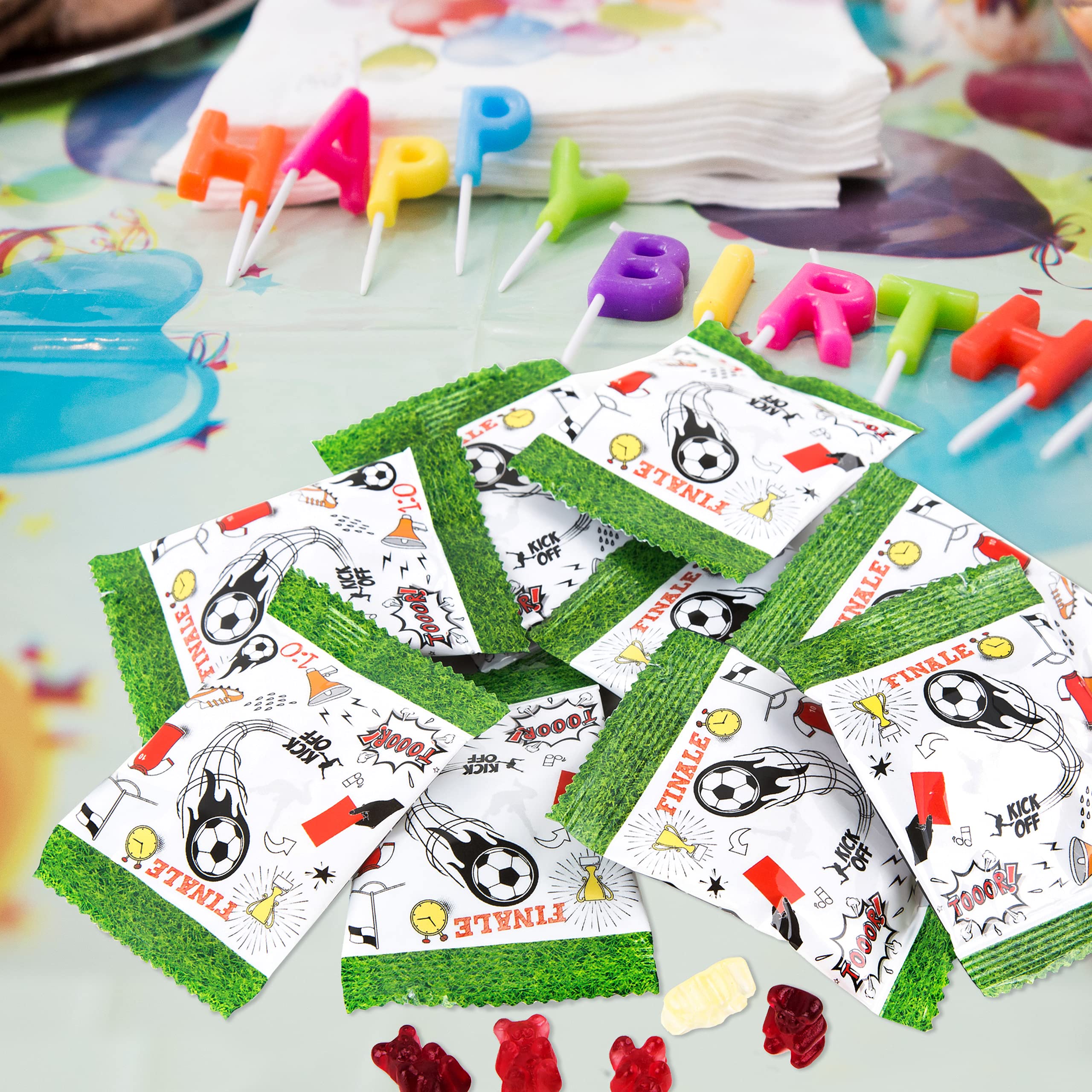Logbuch-Verlag 100 Fußball Party Deko Gummibärchen als Give-Away Vereinsfeier Kindergeburtstag mini Geschenke