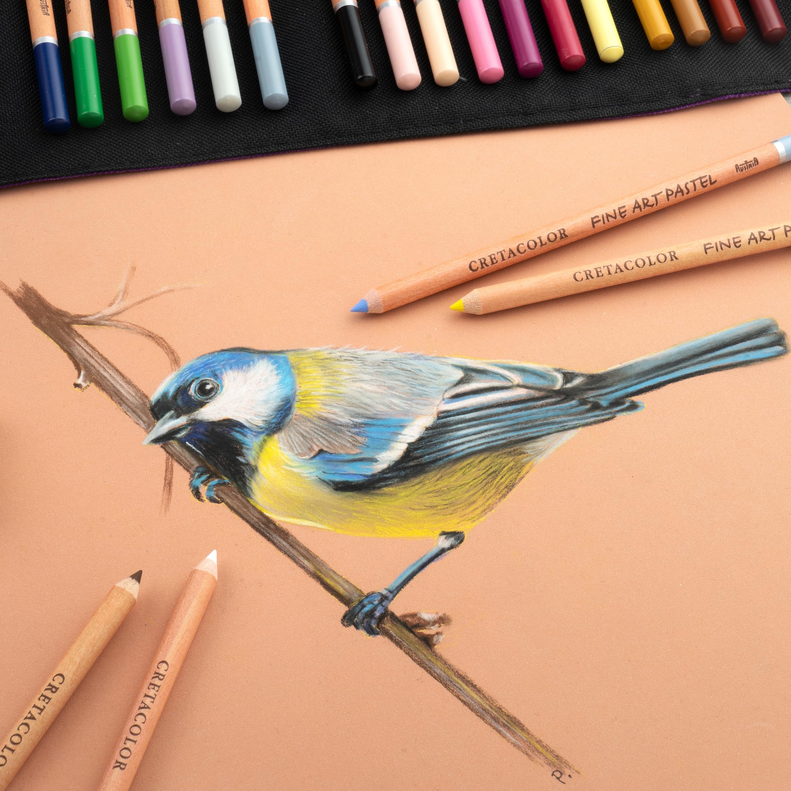 CRETACOLOR Rolletui „Fine Art Pastel“ 29-tlg – Pastellstifte mit Zubehör – Künstlerstifte für Zeichnen, Schattieren & Farbverläufe – Hochpigmentierte Farben im lila Etui