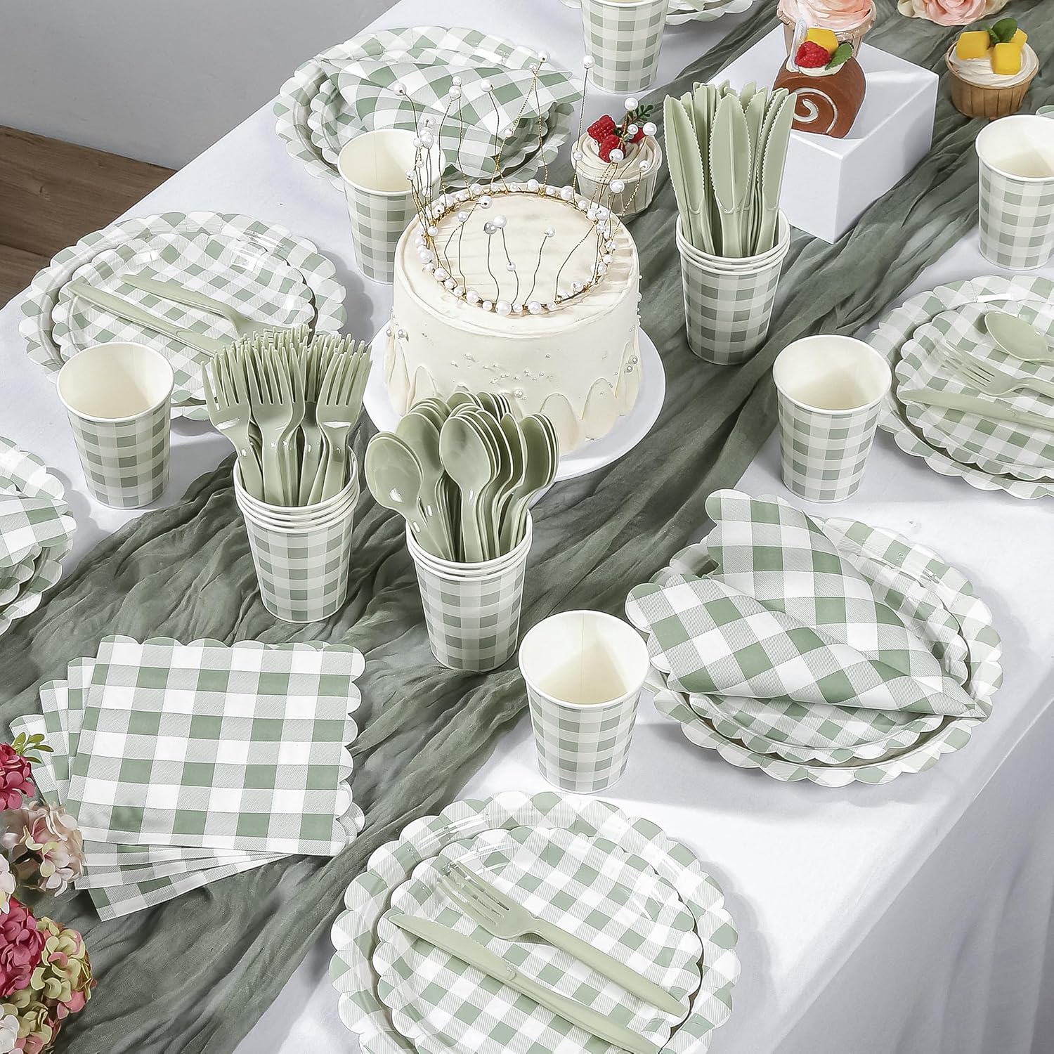 200 Pcs Gingham Party Supplies Sage Green Gingham Paper Plates and Napkins Set Disposable Green and White plaid Scalloped Paper Plates Checkered Dinner Party Set Cutlery for Baby Shower Wedding BBQ - Image 5
