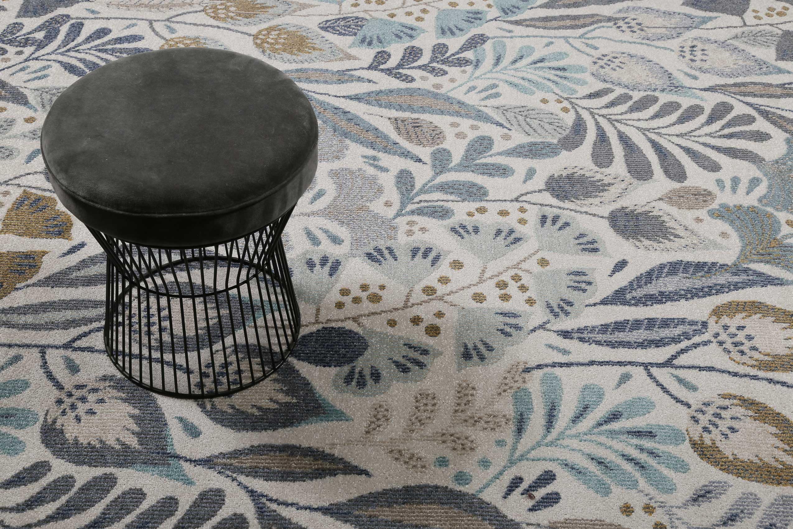 Wecon Home Lilly gewebter Outdoor-Teppich, 80 x 230 cm, blau beige | wetterfester Indoor & Outdoor Teppich mit blumigem Muster ideal für Balkon, Terrasse, Küche, Flur, Wohnmobil