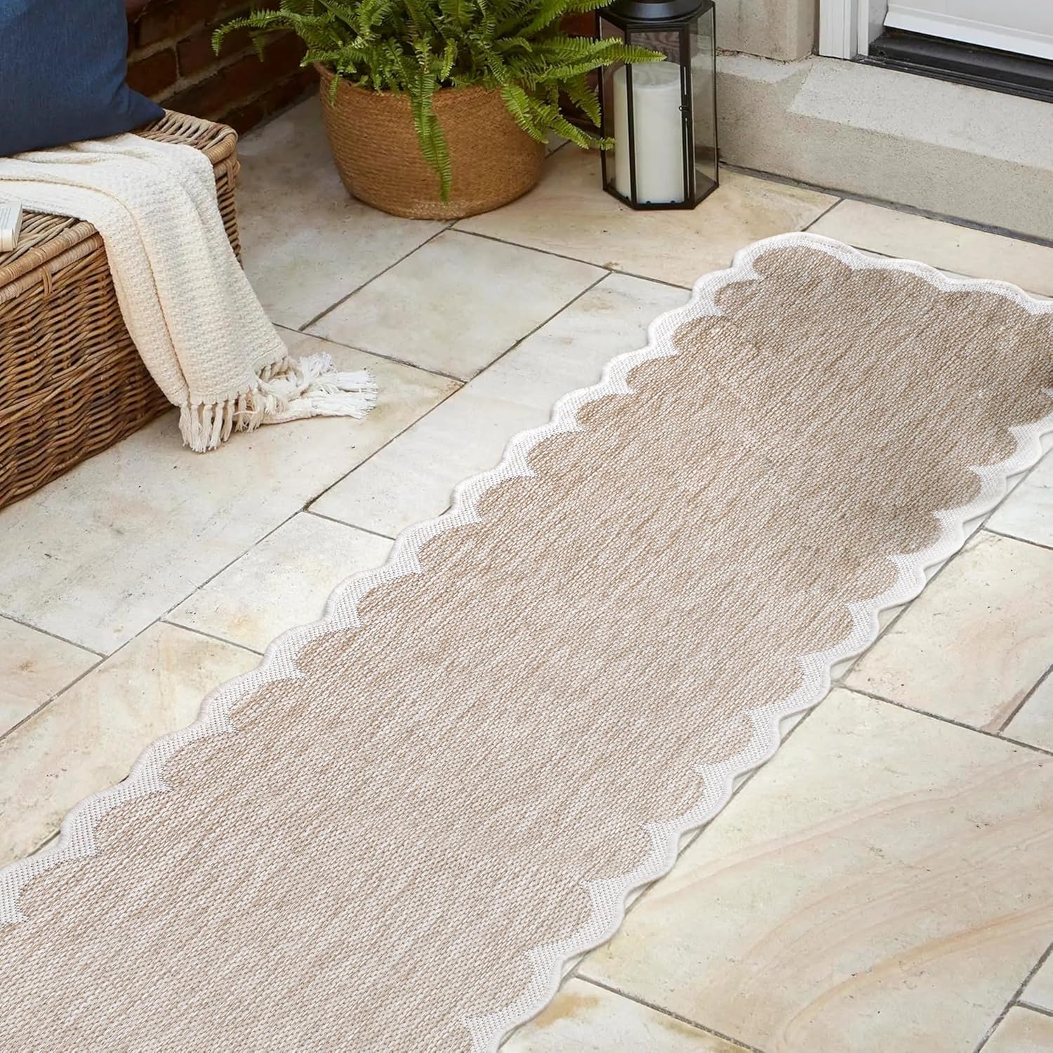 Eyely PHS103A-28 Selene Classic Cottage Two-Tone Scalloped, Outdoor, Pet Friendly, Non-Shedding, Stain Resistant, Easy-Cleaning, Beige/Cream, 2 ft. x 8 ft., Indoor/Outdoor, Runner Rug