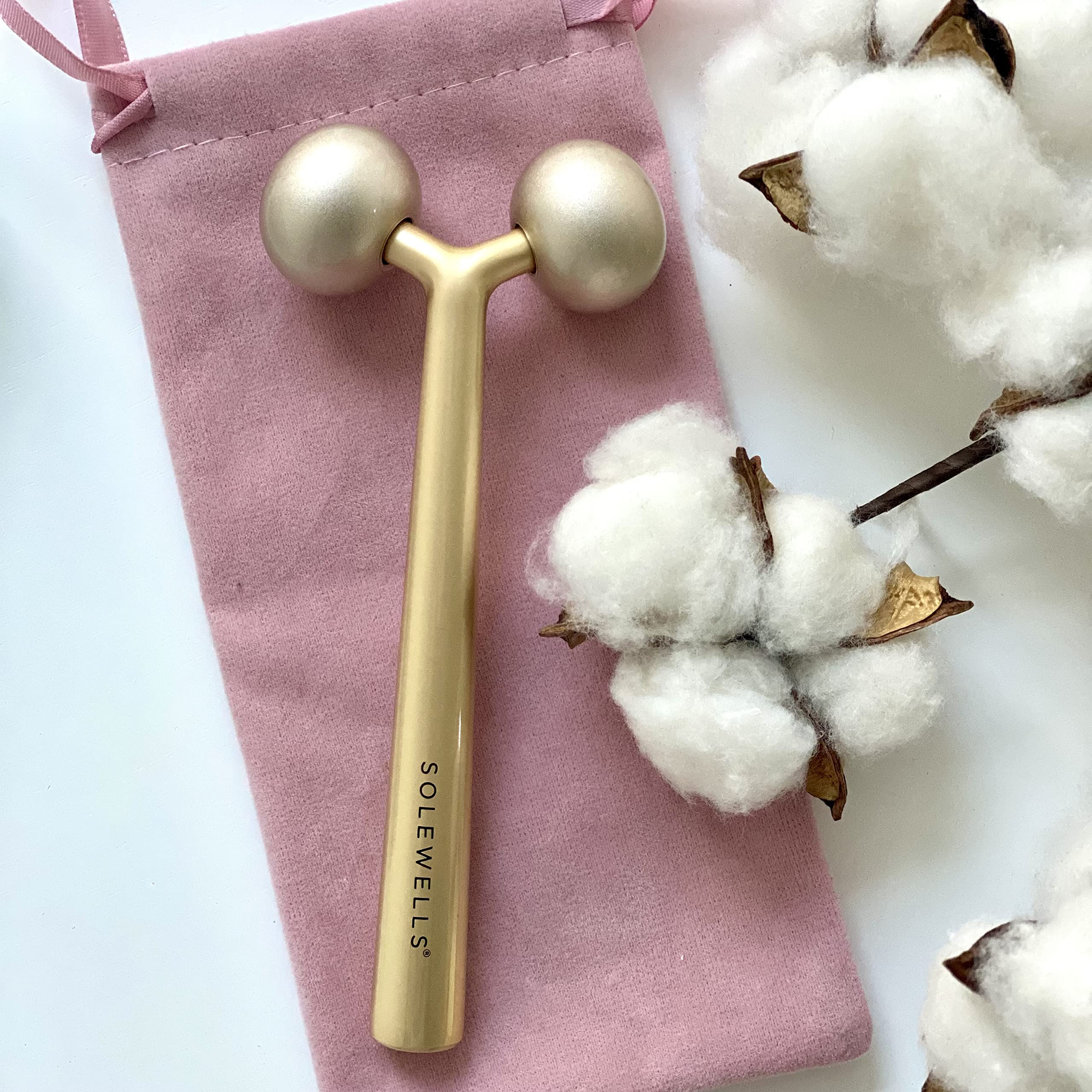 Facial Cooling Metal Gold Roller Massager, Contours Jawline, Promotes Lymphatic Drainage & Puffiness Reducer. Brighter, Smoother, Tighter Neck & Face Gym Exercise Anti-Aging, Not Jade.