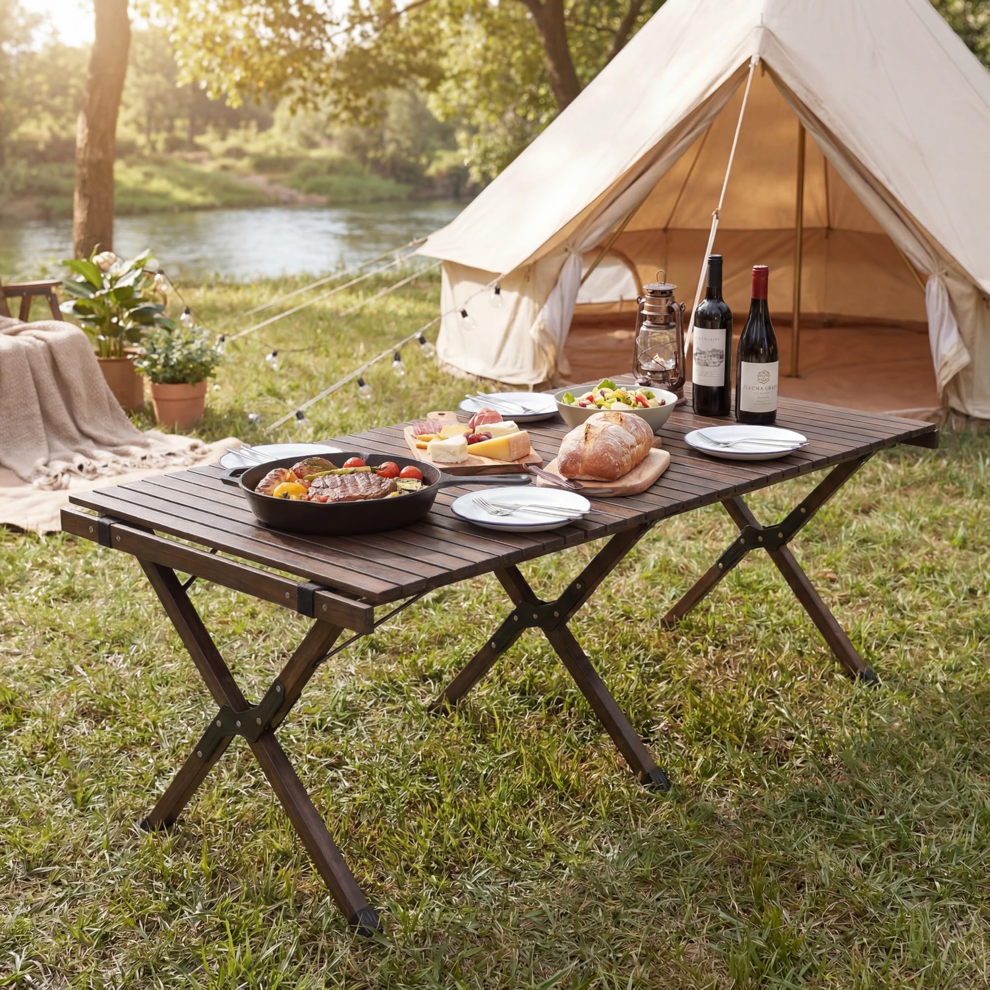 HOMASIS Table Pliante 4-6 Personnes en Bois de Pin, Table Pique Nique Enroulable Portable avec Sac de Transport&Cadre en X, pour Camping, Barbecue, Fête, Jardin, Charge 70kg, 122x60x45cm (Café)