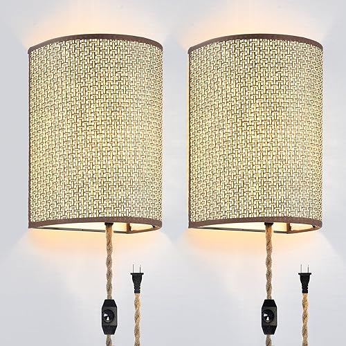 XININSUN Juego de dos apliques de pared, apliques de pared enchufables, pantalla de ratán, lámpara de pared con cable de enchufe e interruptor