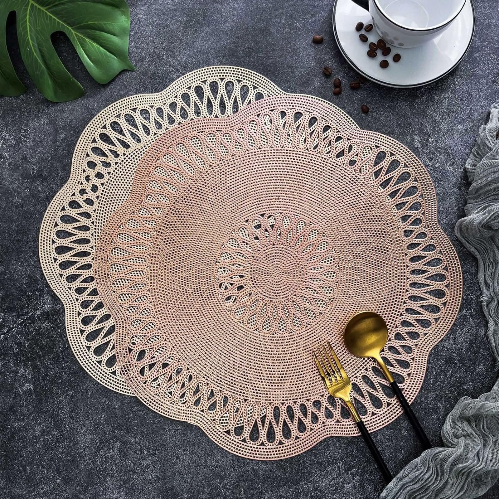 Set di 6 Tovagliette Tavolo Moderno, Tovagliette Colazione Moderne PVC 38cm Fiore Rotondo Cavo Vintage Oro Rosa
