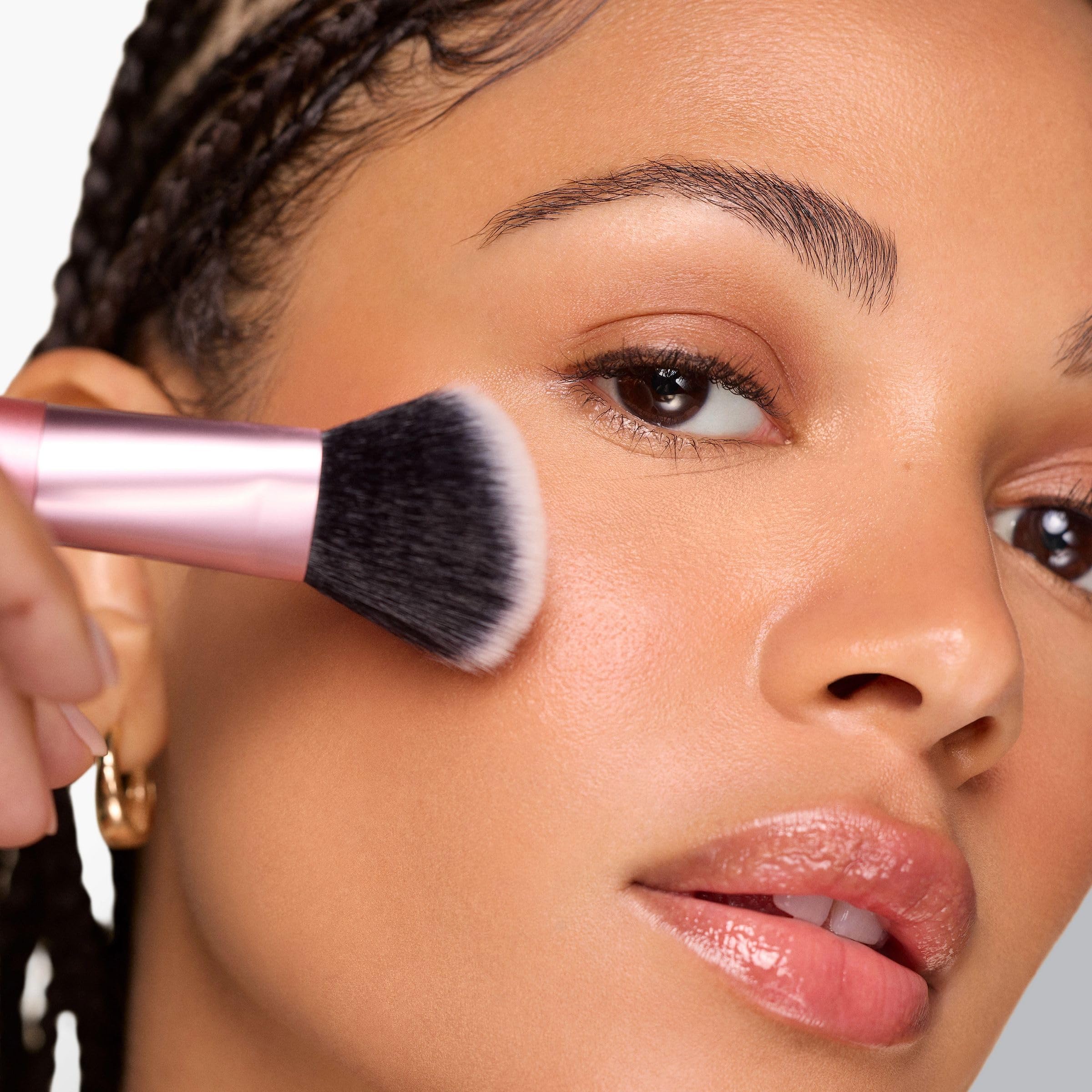 Real Techniques Full Beat Makeup Brush Set, 4 Piece Brush Kit for Foundation, Concealer, Blush, Contour, Highlight & Powder Blending, Travel Set, Soft UltraPlush Bristles, Cruelty-Free